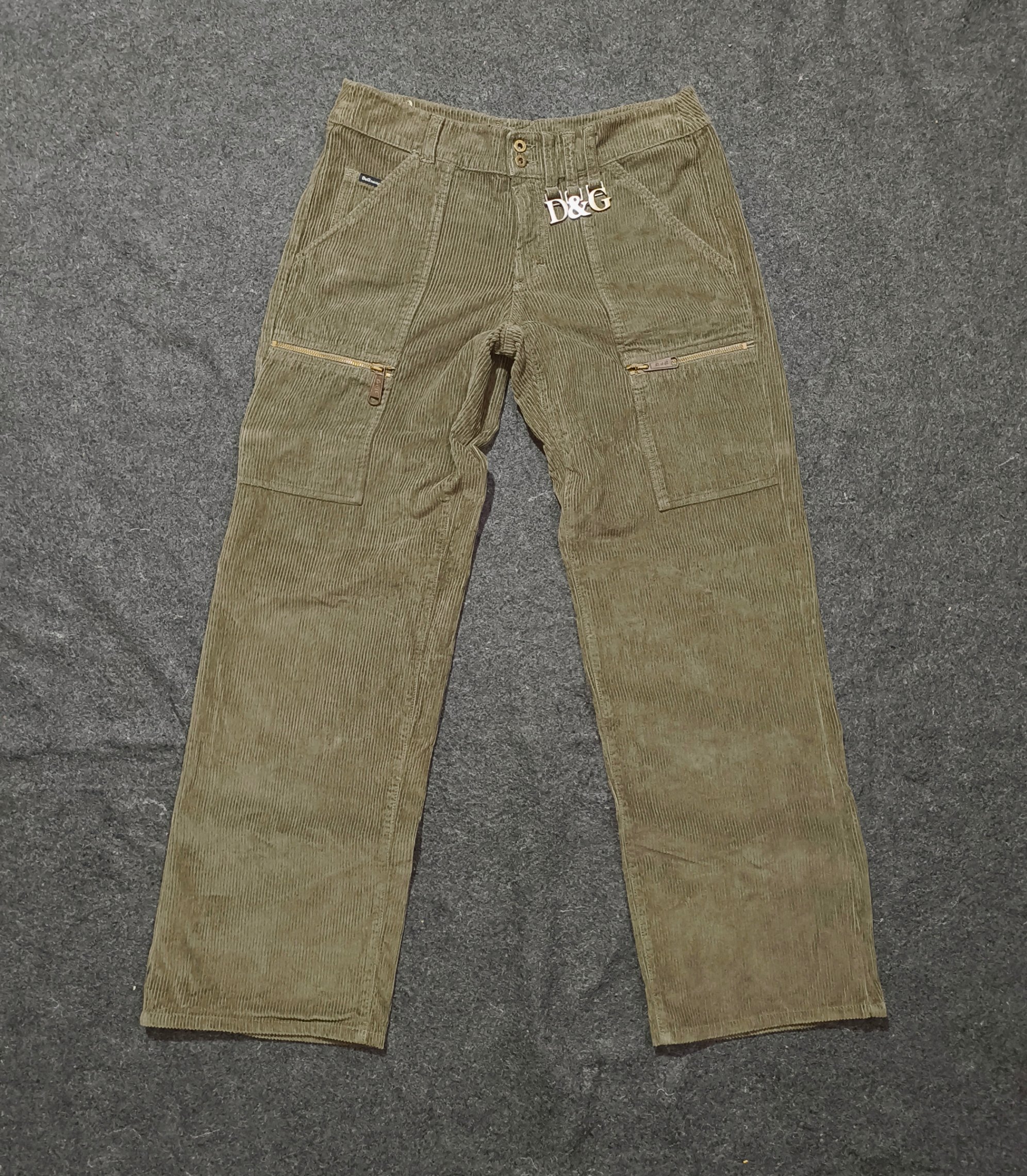 D&G (Dolce & Gabbana) Vintage Corduroy Cargo Pant — pre-loved Bottoms on Slayyitt