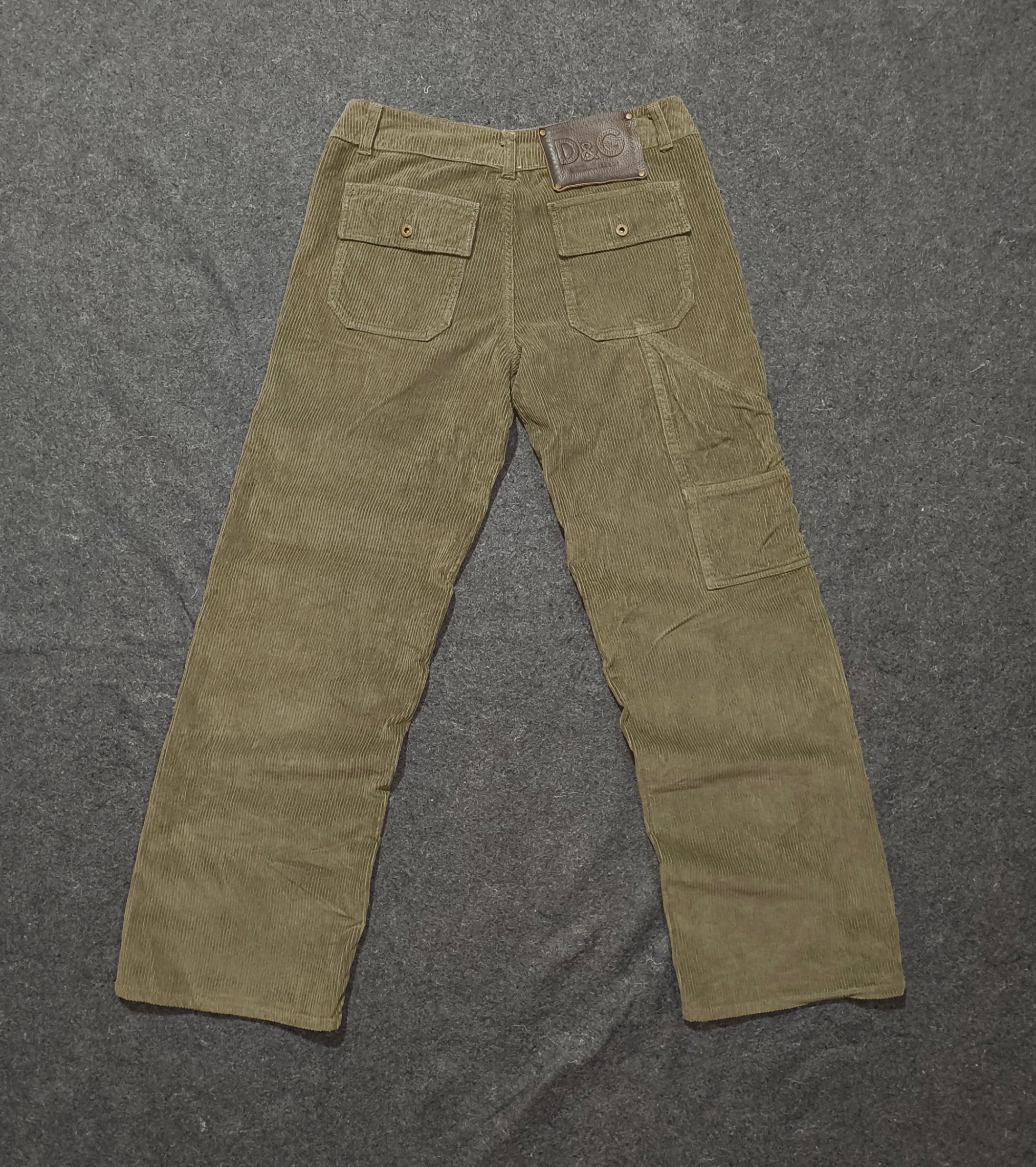 D&G (Dolce & Gabbana) Vintage Corduroy Cargo Pant — pre-loved Bottoms on Slayyitt
