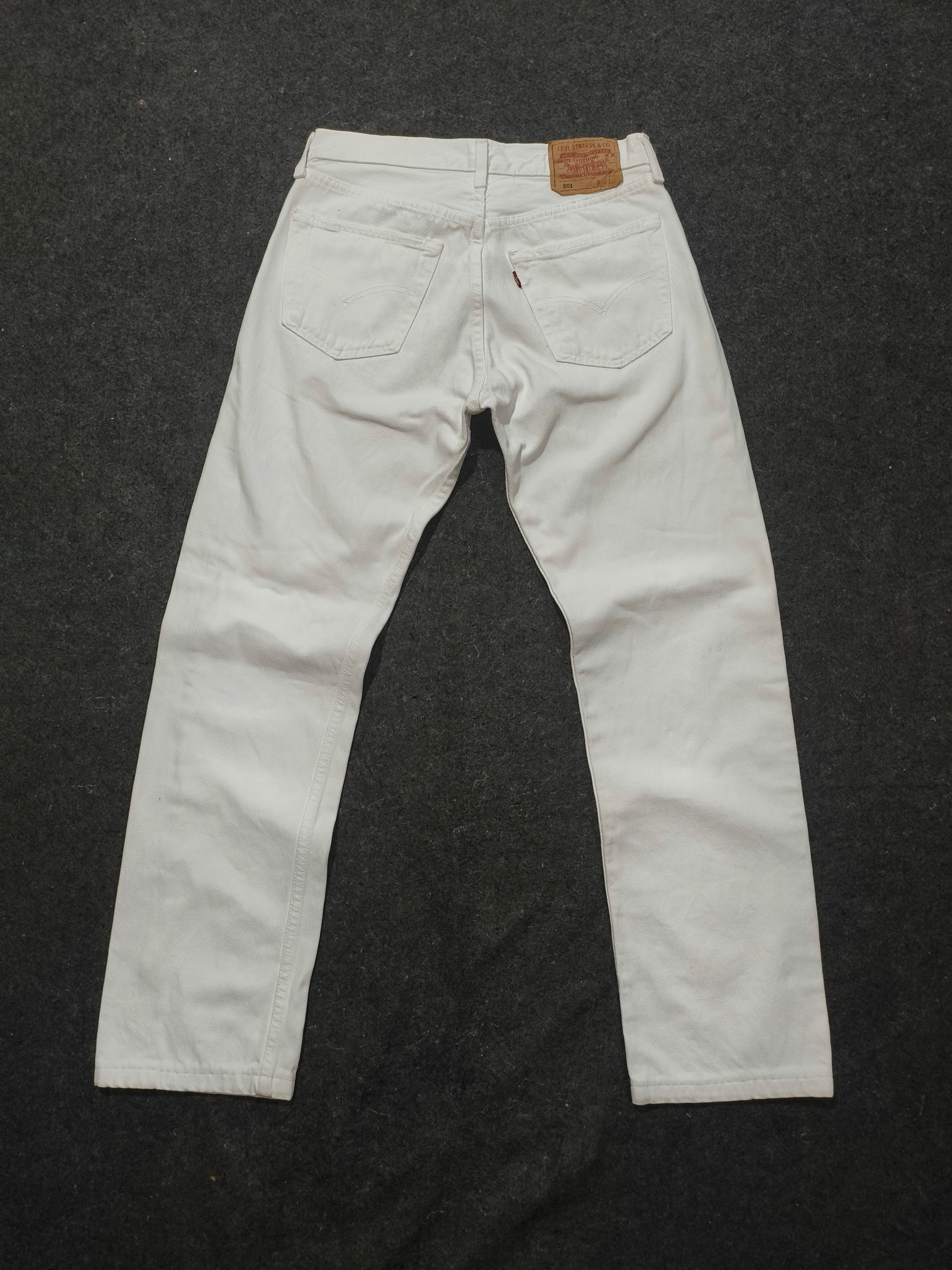 Levi's '501 Original' Jeans (White) — pre-loved Bottoms on Slayyitt