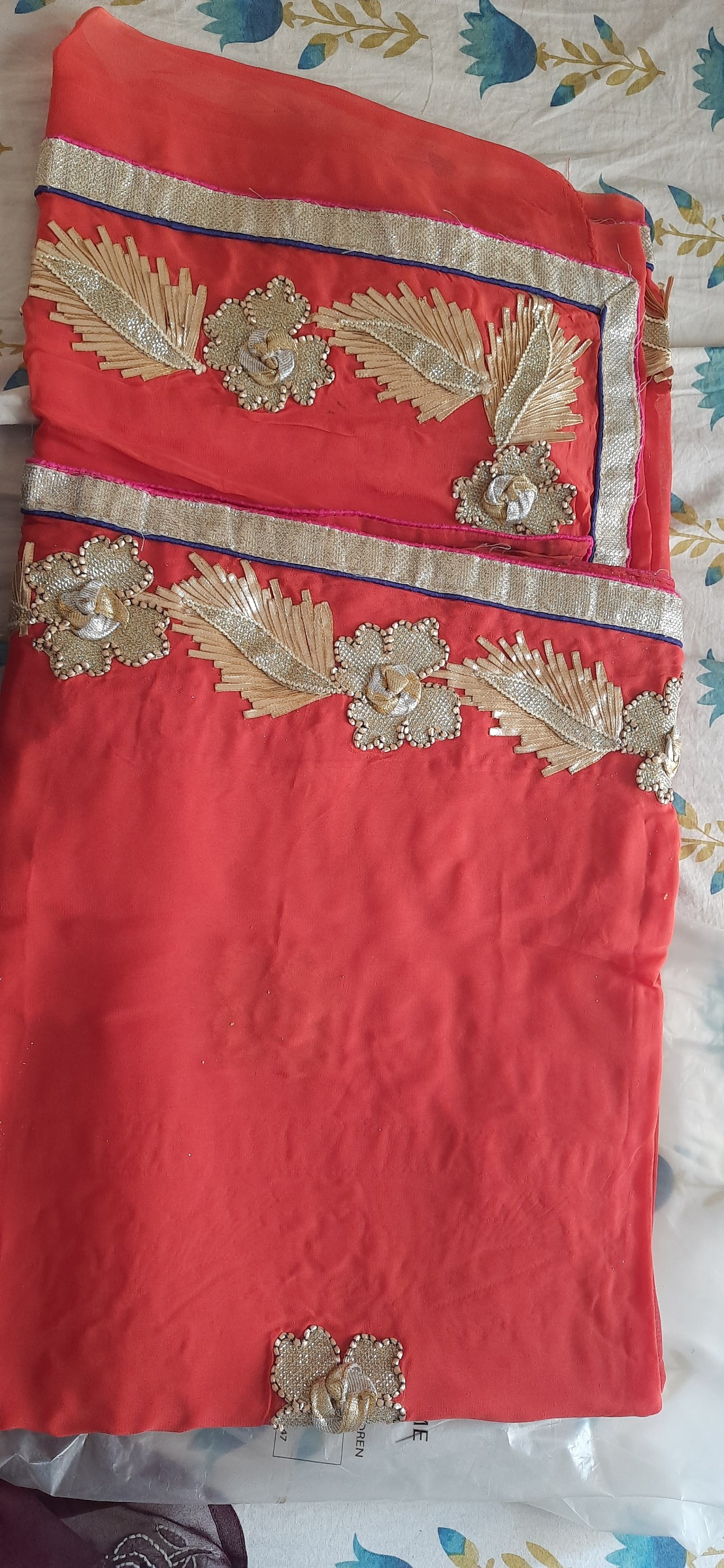 Pure georgette Orange saree — pre-loved Ethnic Wear on Slayyitt