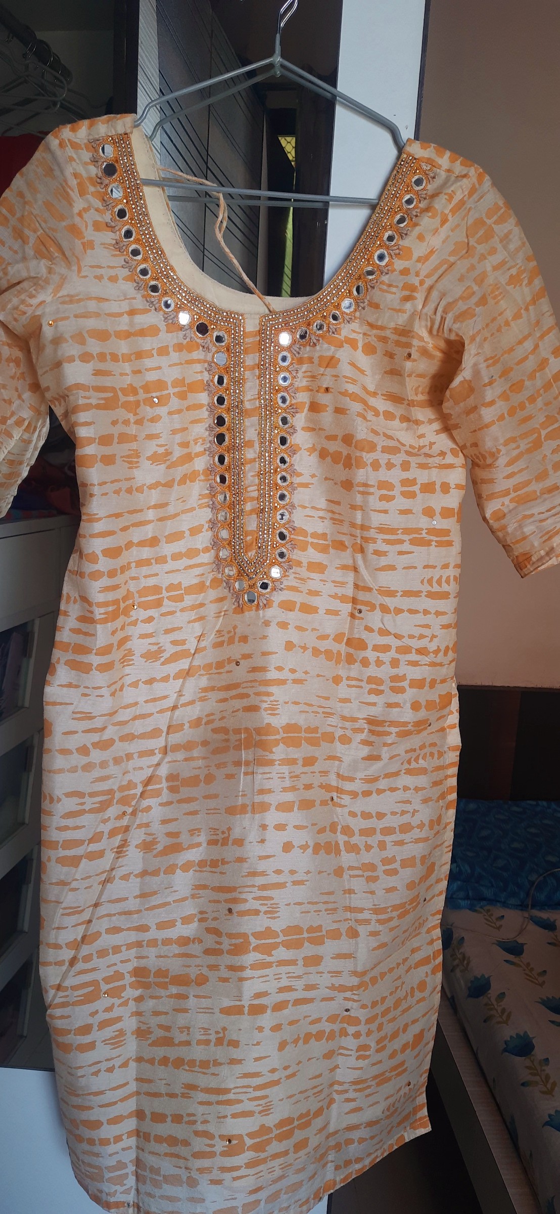 Fancy Chanderi kurta — pre-loved Ethnic Wear on Slayyitt