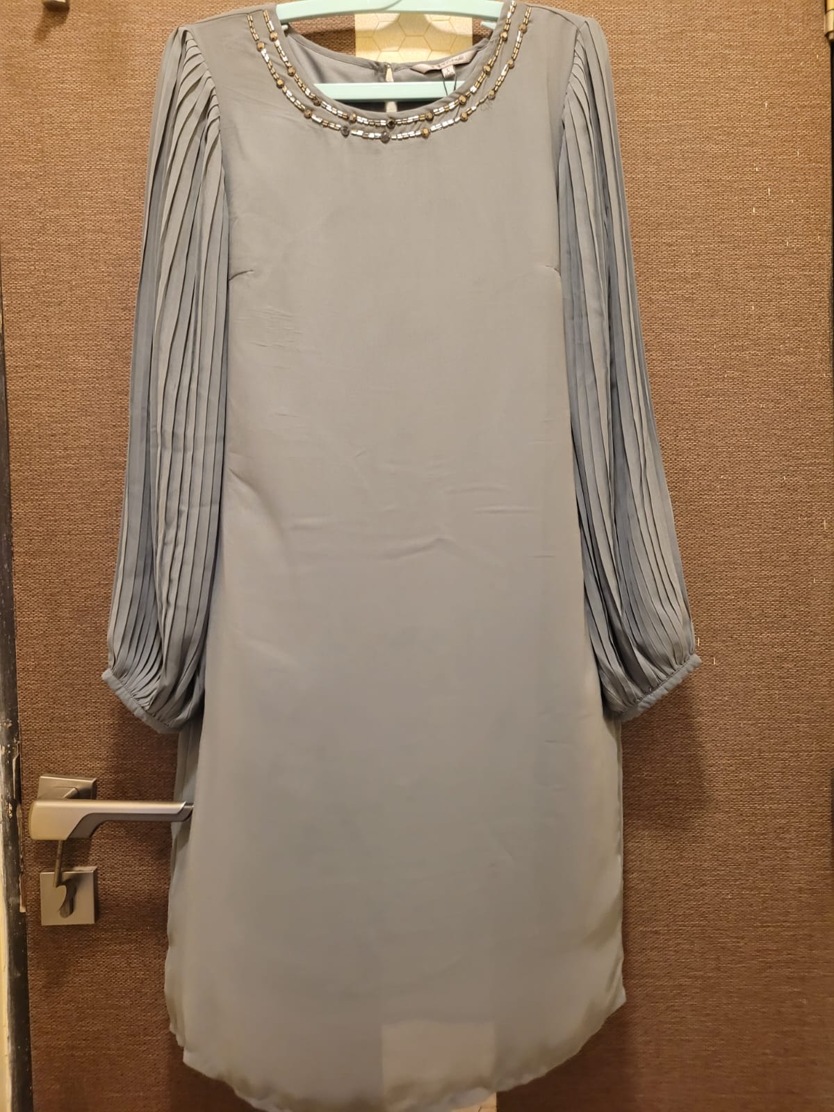 Annabelle dress — pre-loved Dresses & One-Pieces on Slayyitt