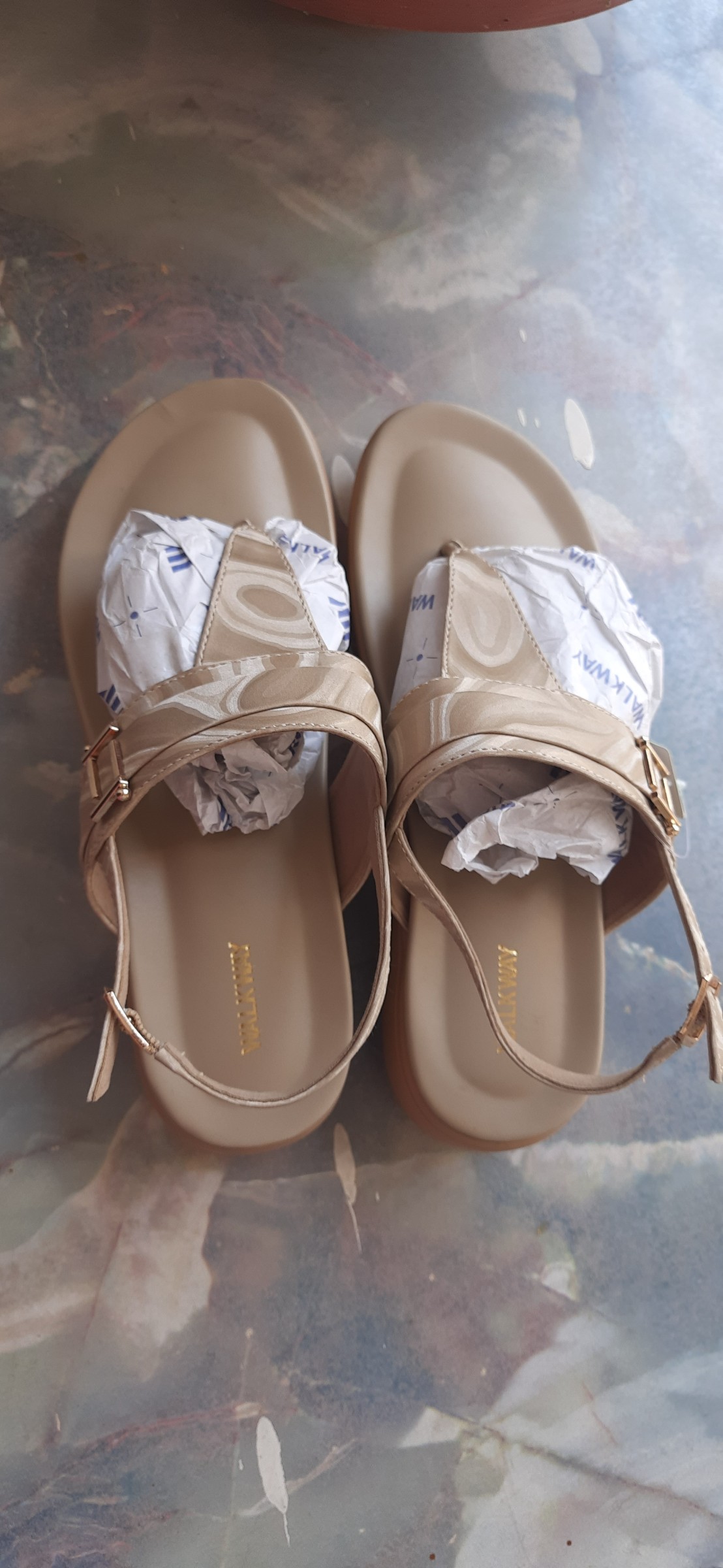 Women Sandals — pre-loved Footwear on Slayyitt
