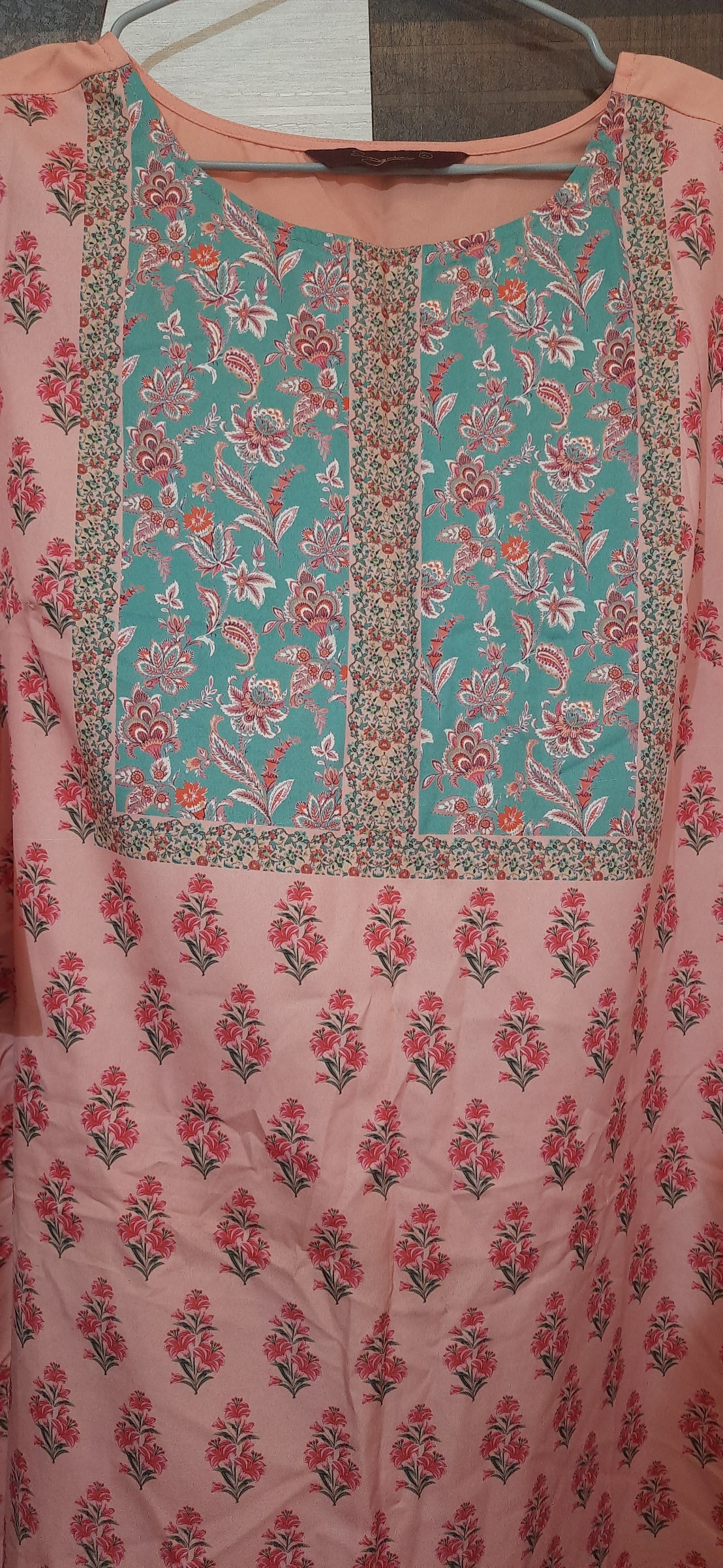 Sangria Kurta set — pre-loved Ethnic Wear on Slayyitt