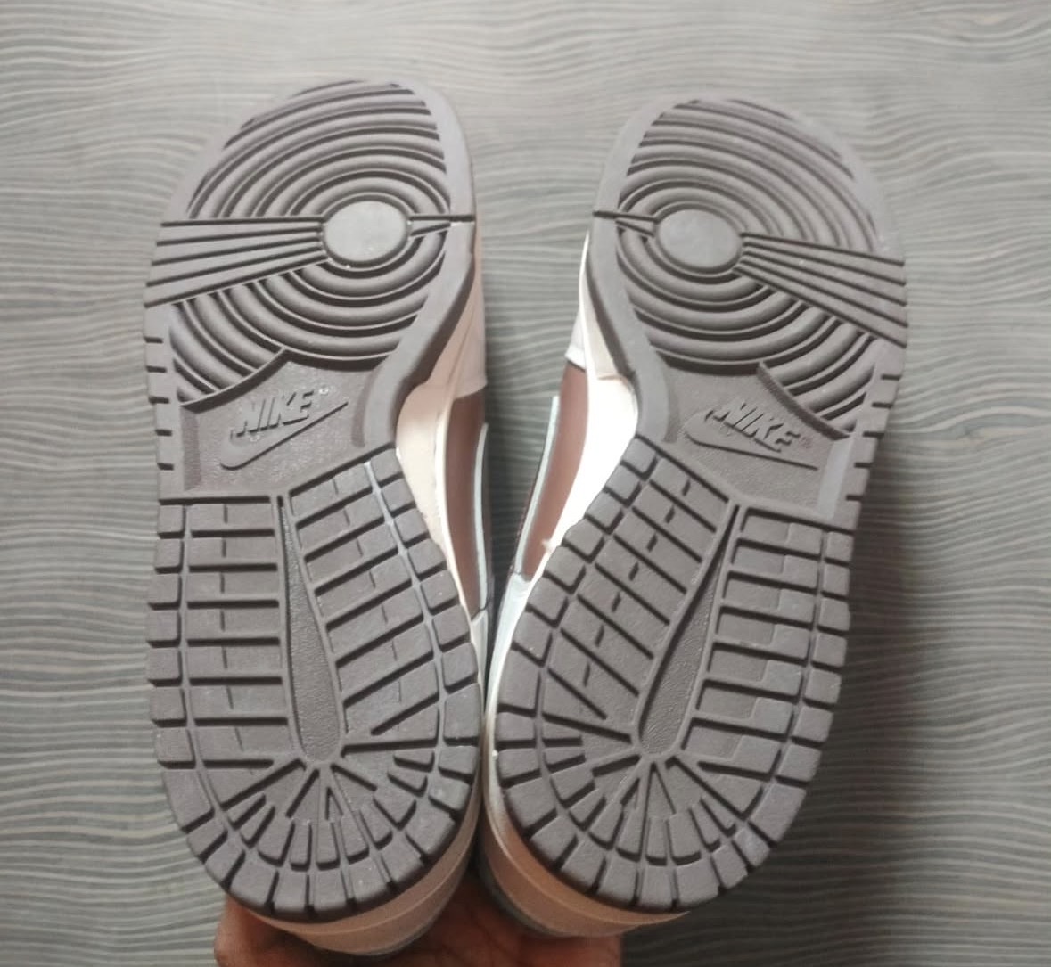 Nike duke retro — pre-loved Footwear on Slayyitt