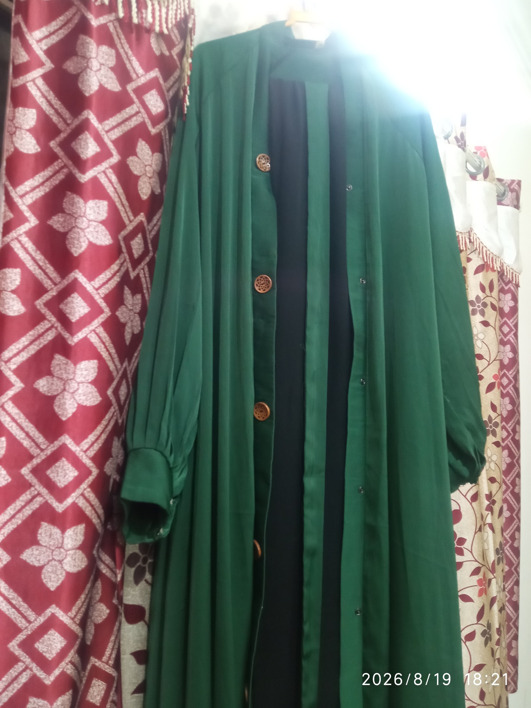 Modest Green Abaya — pre-loved Ethnic Wear on Slayyitt