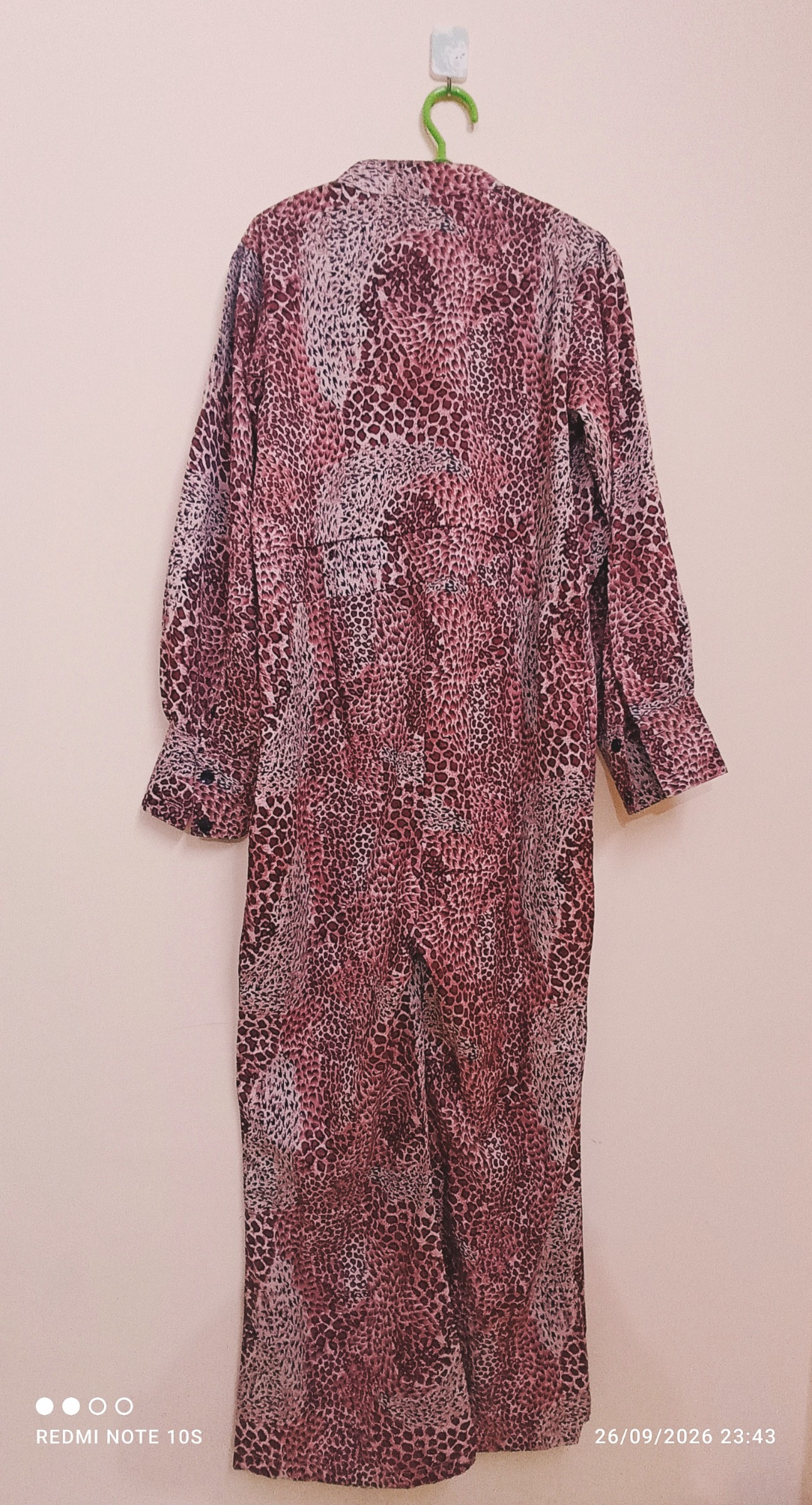 Stylish Pink Leopard Print Jumpsuit — pre-loved Dresses & One-Pieces on Slayyitt