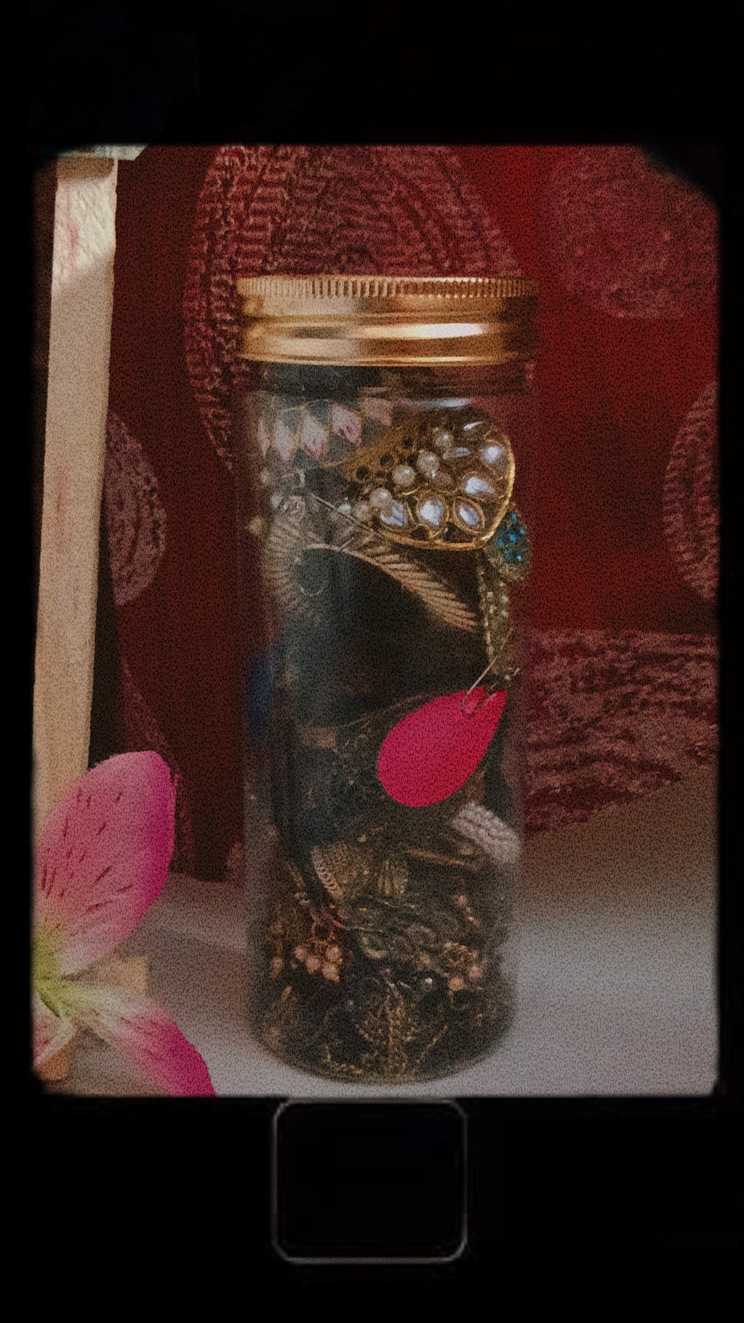 Vintage mystery jewellery jar. — pre-loved Vintage & Thrift on Slayyitt