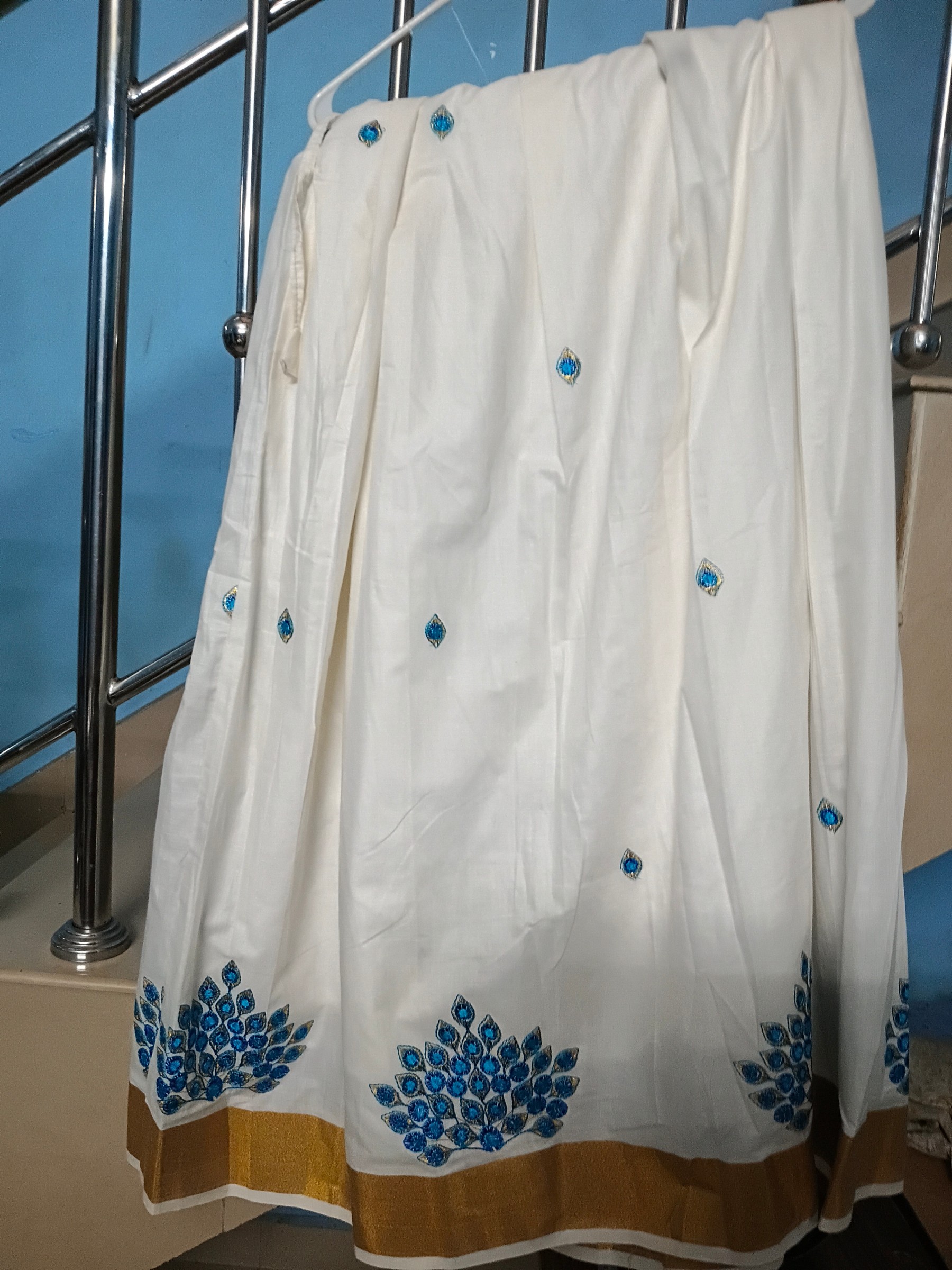 Blue top and skirt 💙 — pre-loved Indian Festival & Wedding Wear on Slayyitt