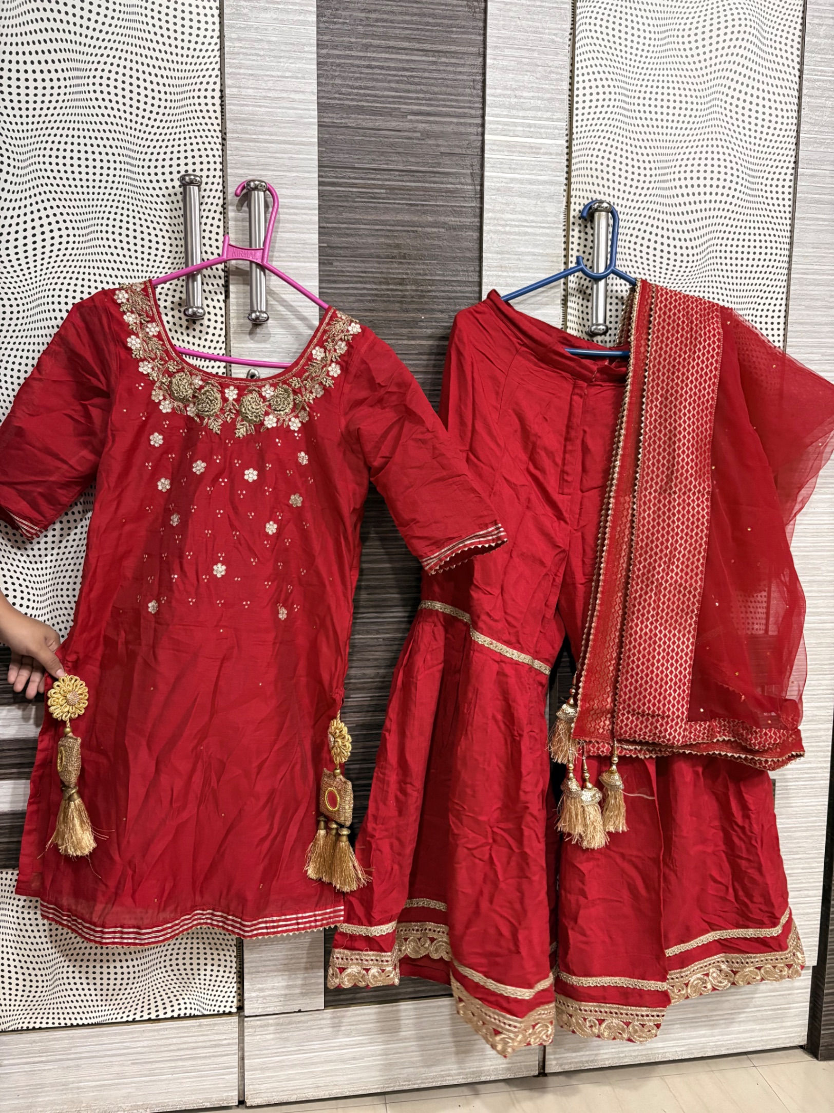 Red & golden gharara suit set with side chaak latkan — pre-loved Ethnic Wear on Slayyitt