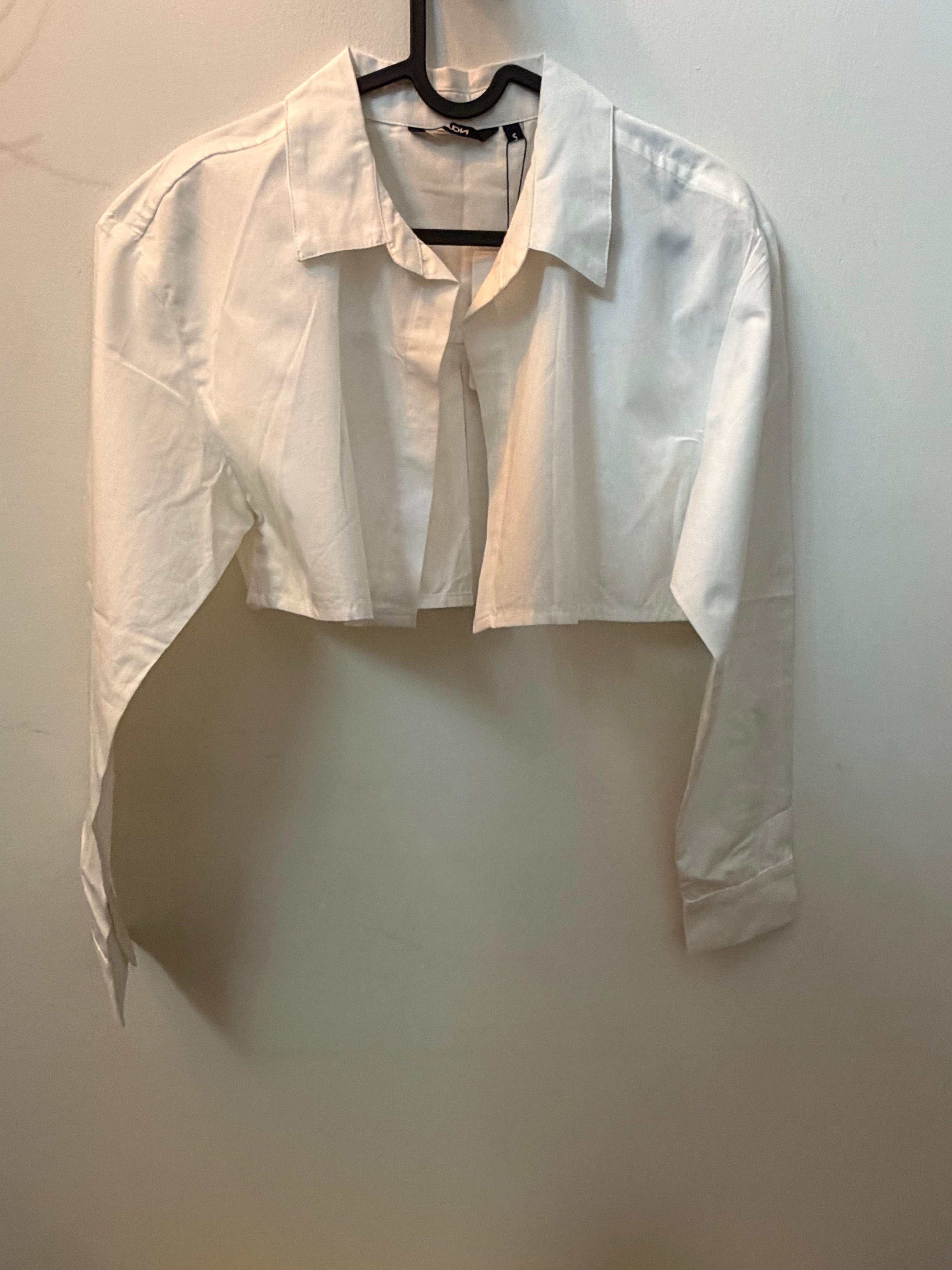 Cotton White Shirt Overthrow — pre-loved Tops on Slayyitt