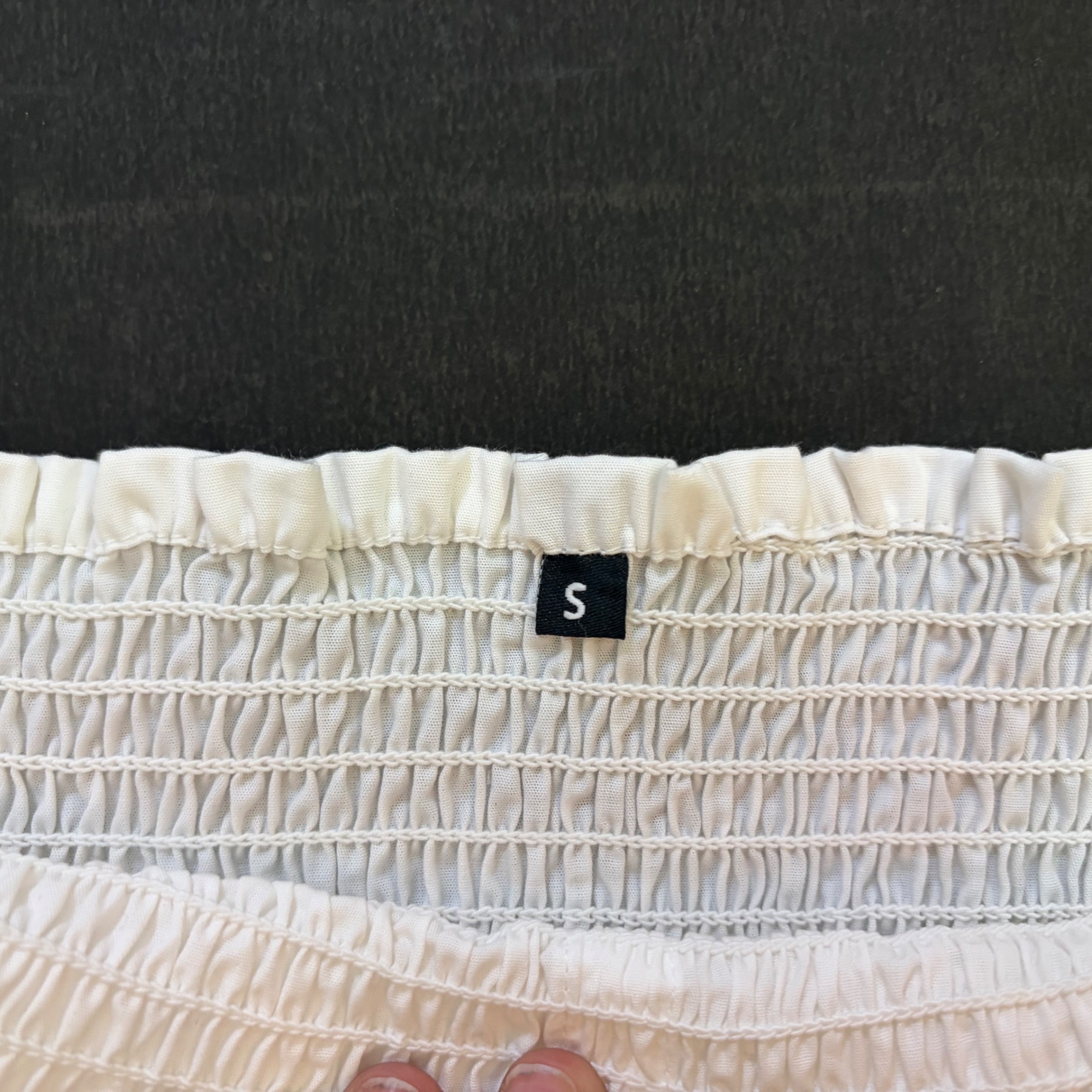 White Smocked Cami Crop Top — pre-loved Tops on Slayyitt