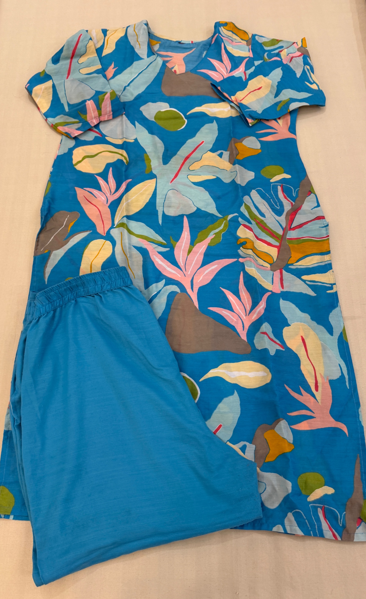 Kurta set — pre-loved Ethnic Wear on Slayyitt