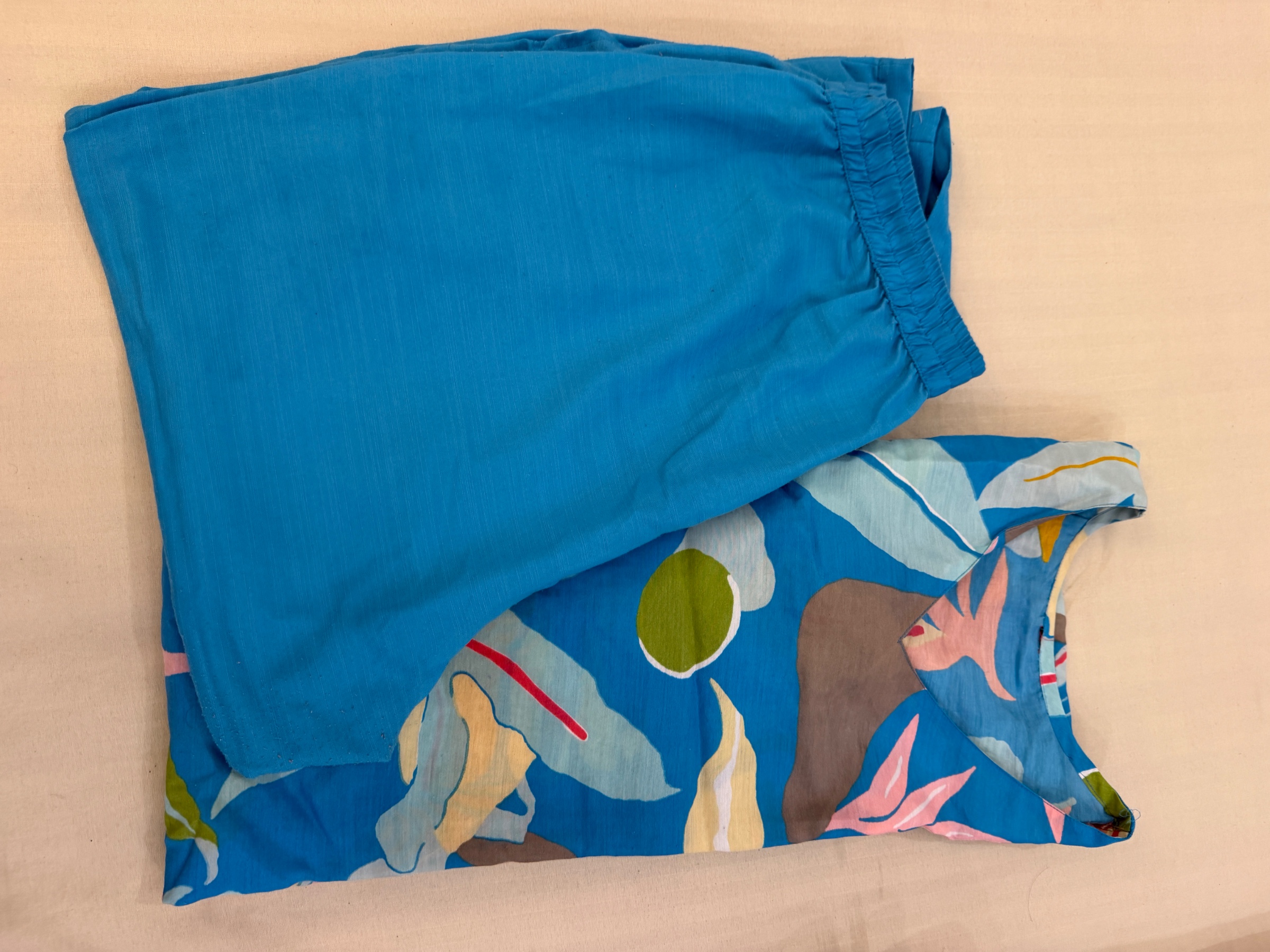 Kurta set — pre-loved Ethnic Wear on Slayyitt