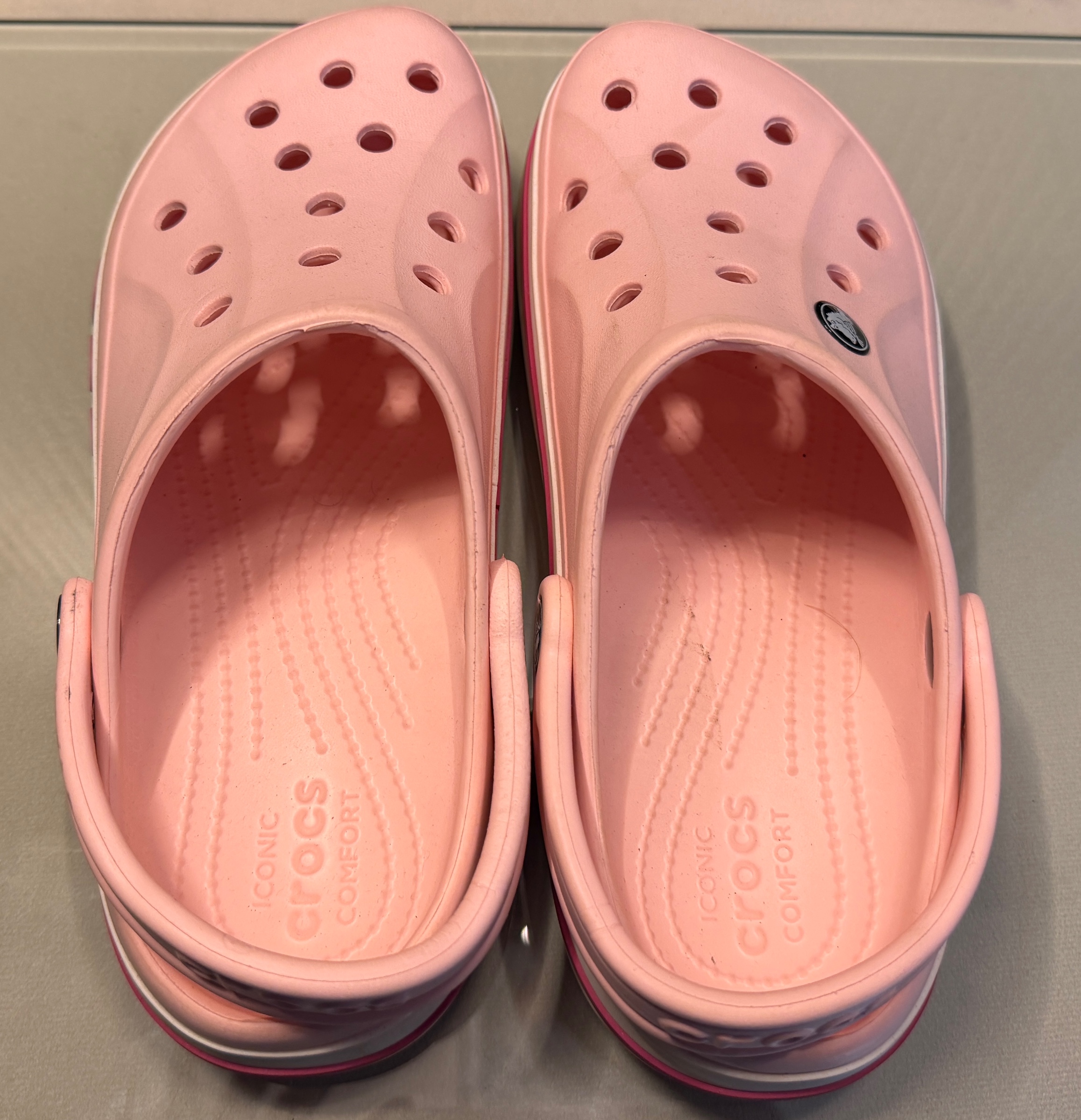 Original crocs — pre-loved Footwear on Slayyitt