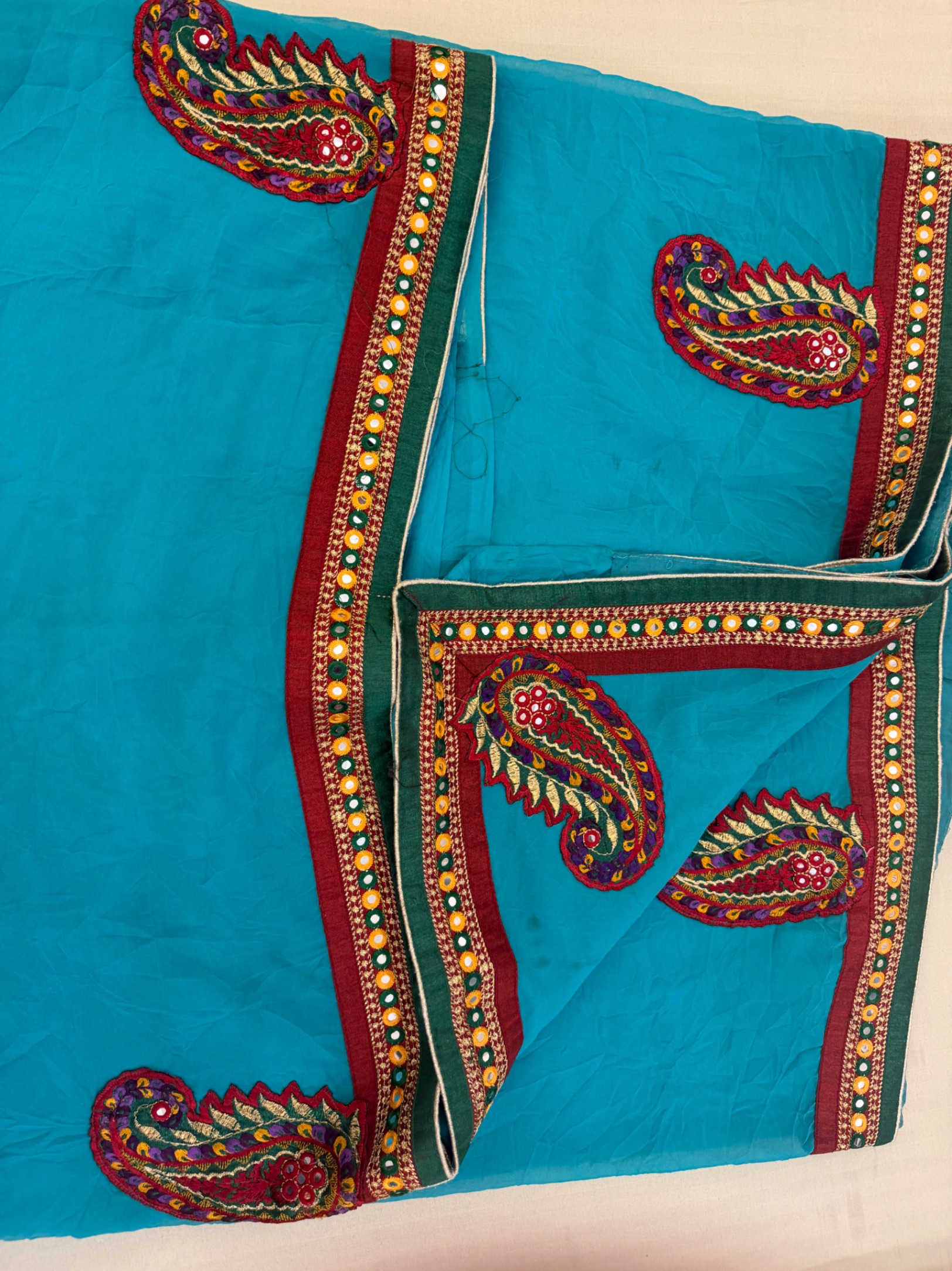 Teal saree with blouse — pre-loved Ethnic Wear on Slayyitt