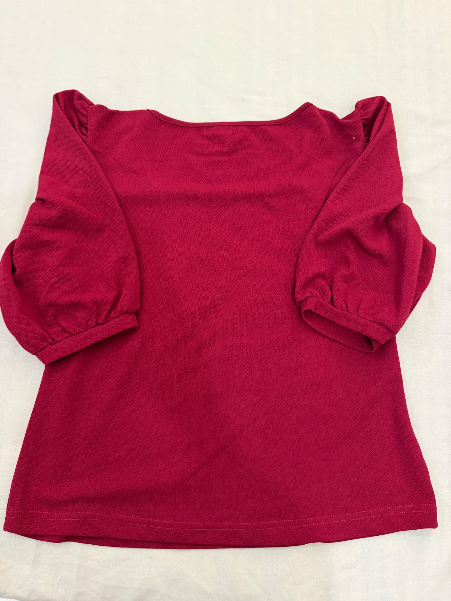 Red square top — pre-loved Tops on Slayyitt
