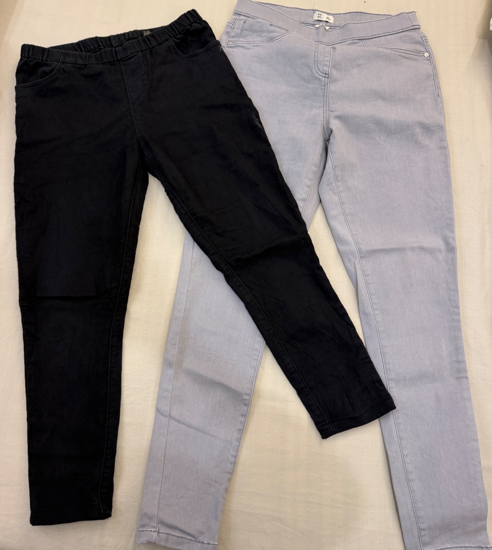Combo of 2 jeans — pre-loved Bottoms on Slayyitt