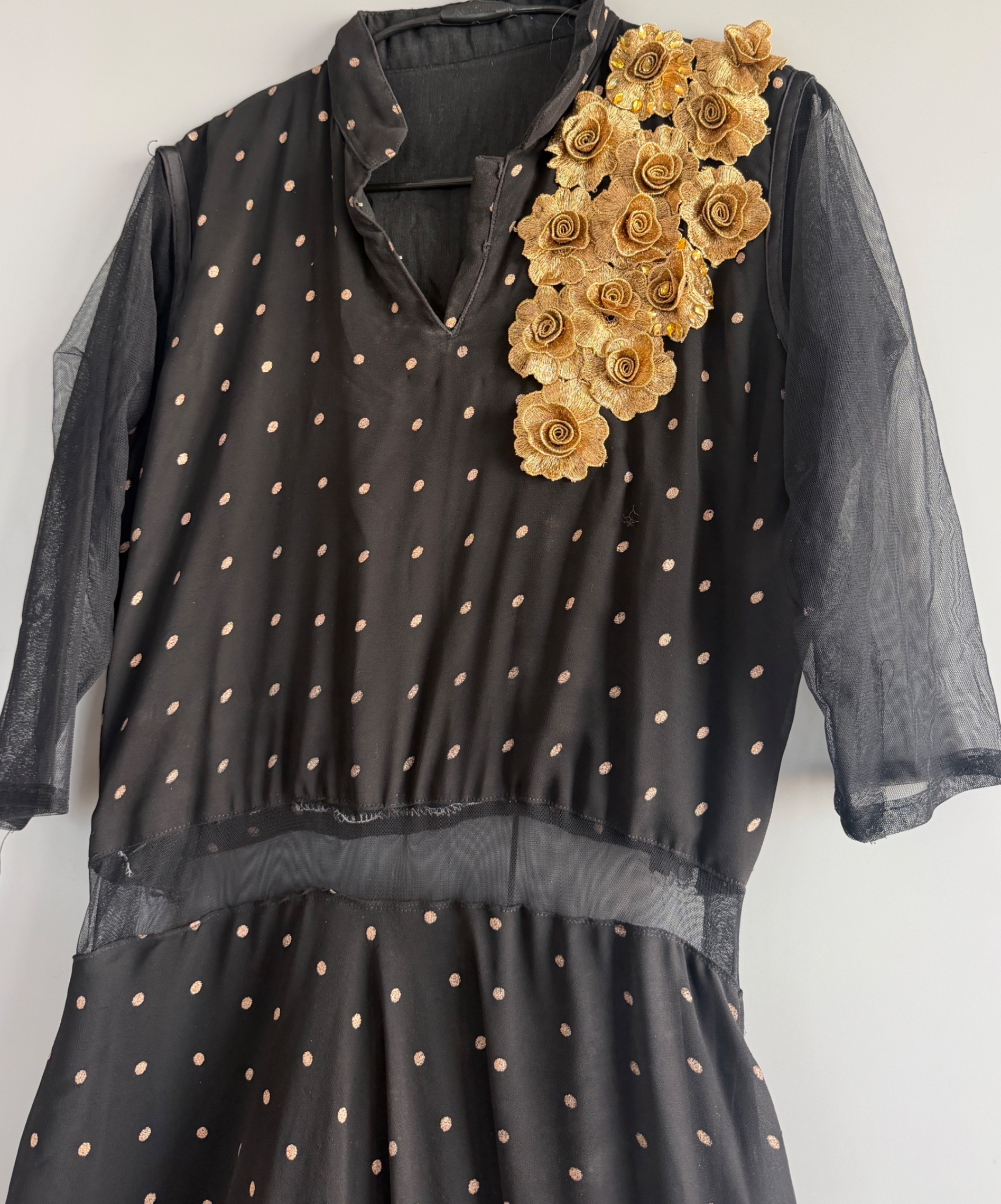 Beautiful stitched Anarkali dress — pre-loved Ethnic Wear on Slayyitt