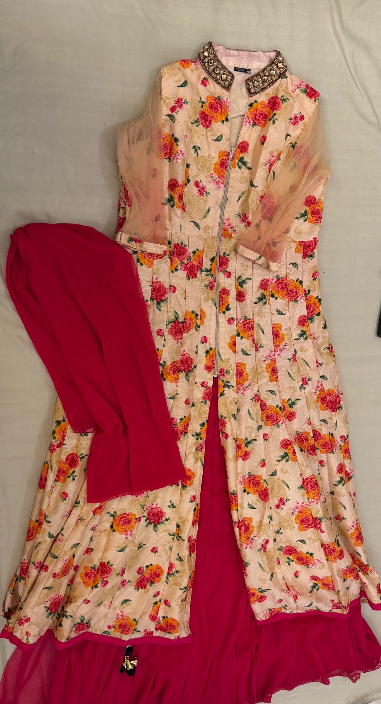 Stitched kurti skirt and dupatta — pre-loved Ethnic Wear on Slayyitt