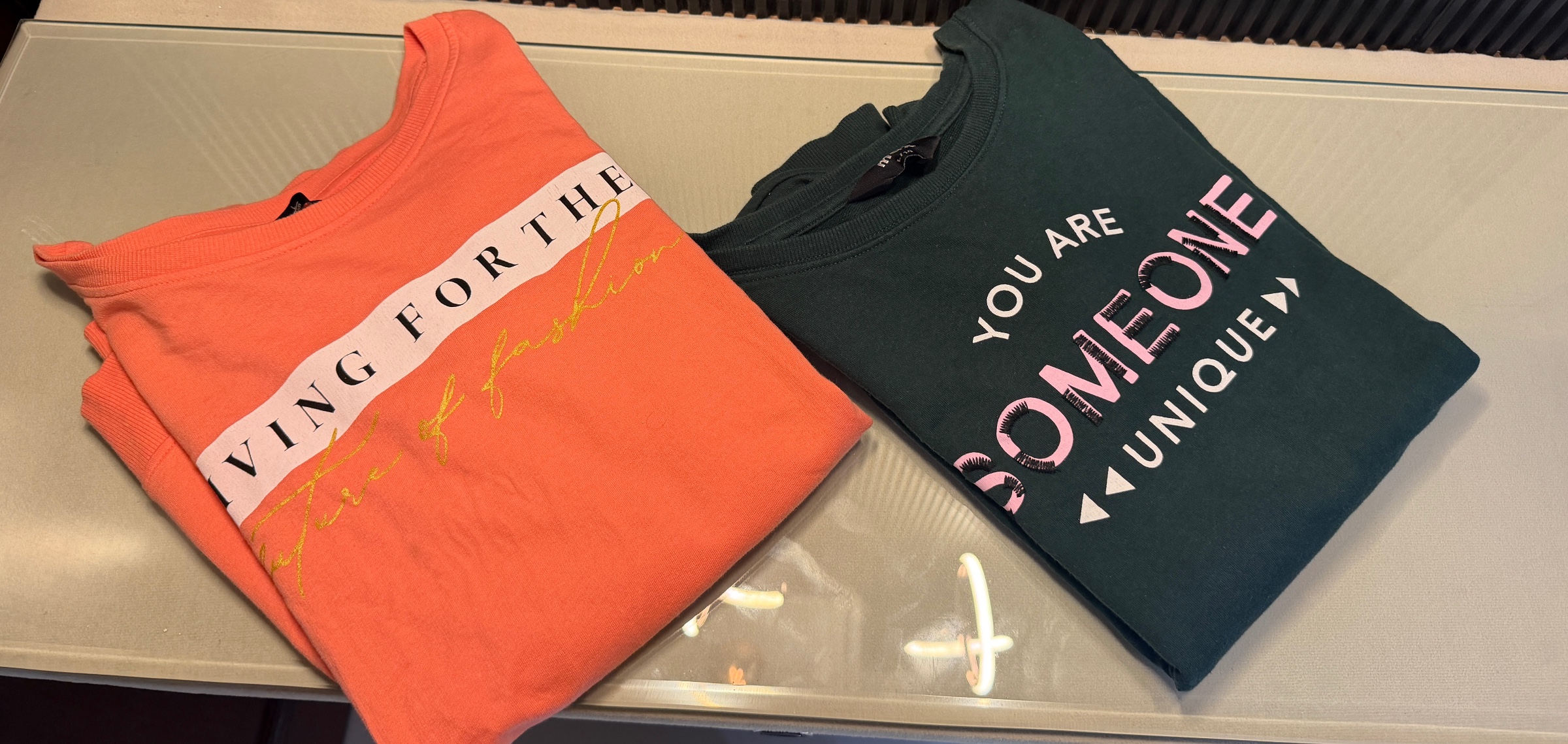 Combo of 2 semi wollen sweatshirt — pre-loved Outerwear on Slayyitt