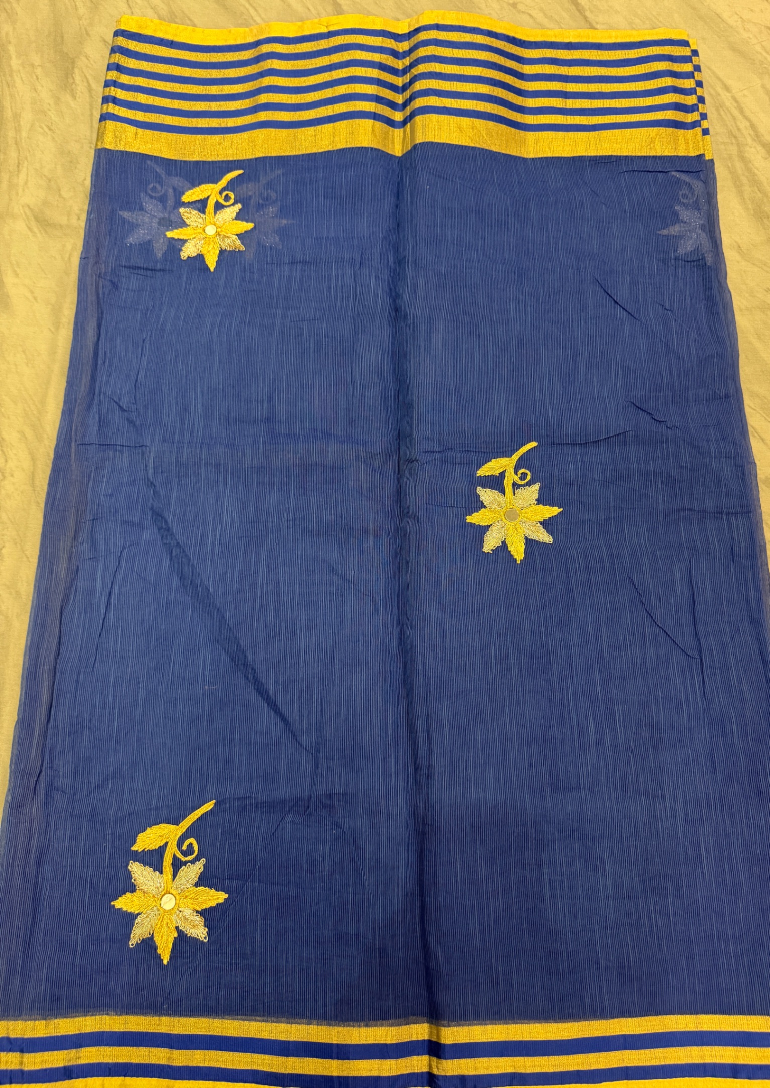 Blue saree — pre-loved Ethnic Wear on Slayyitt