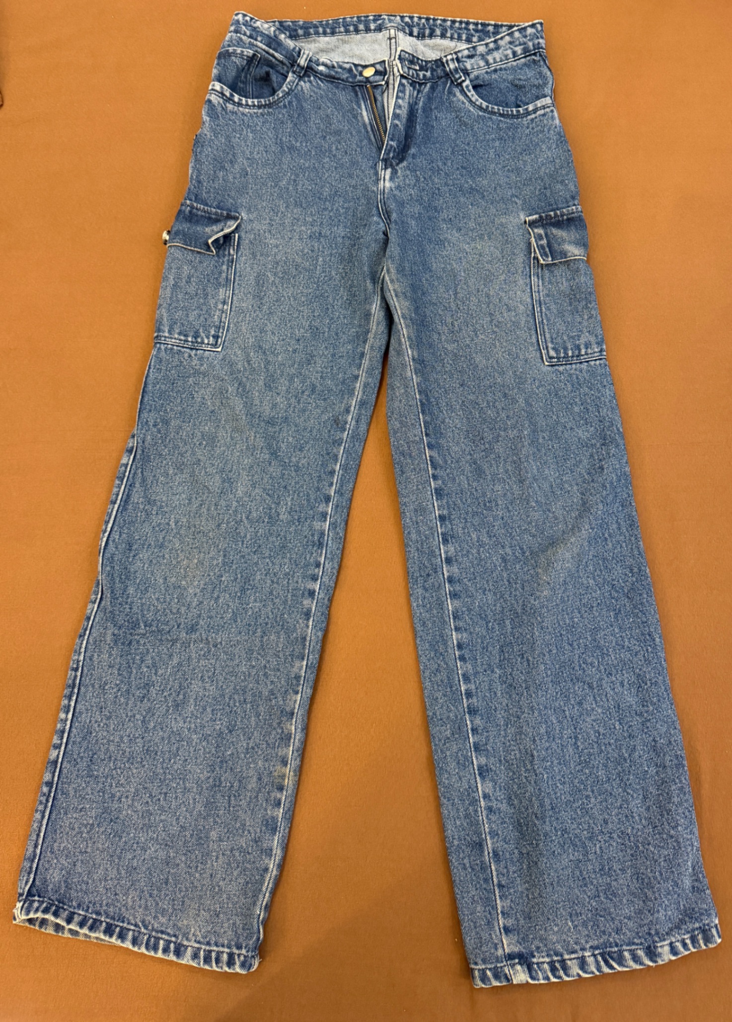 Cargo baggy jeans — pre-loved Bottoms on Slayyitt