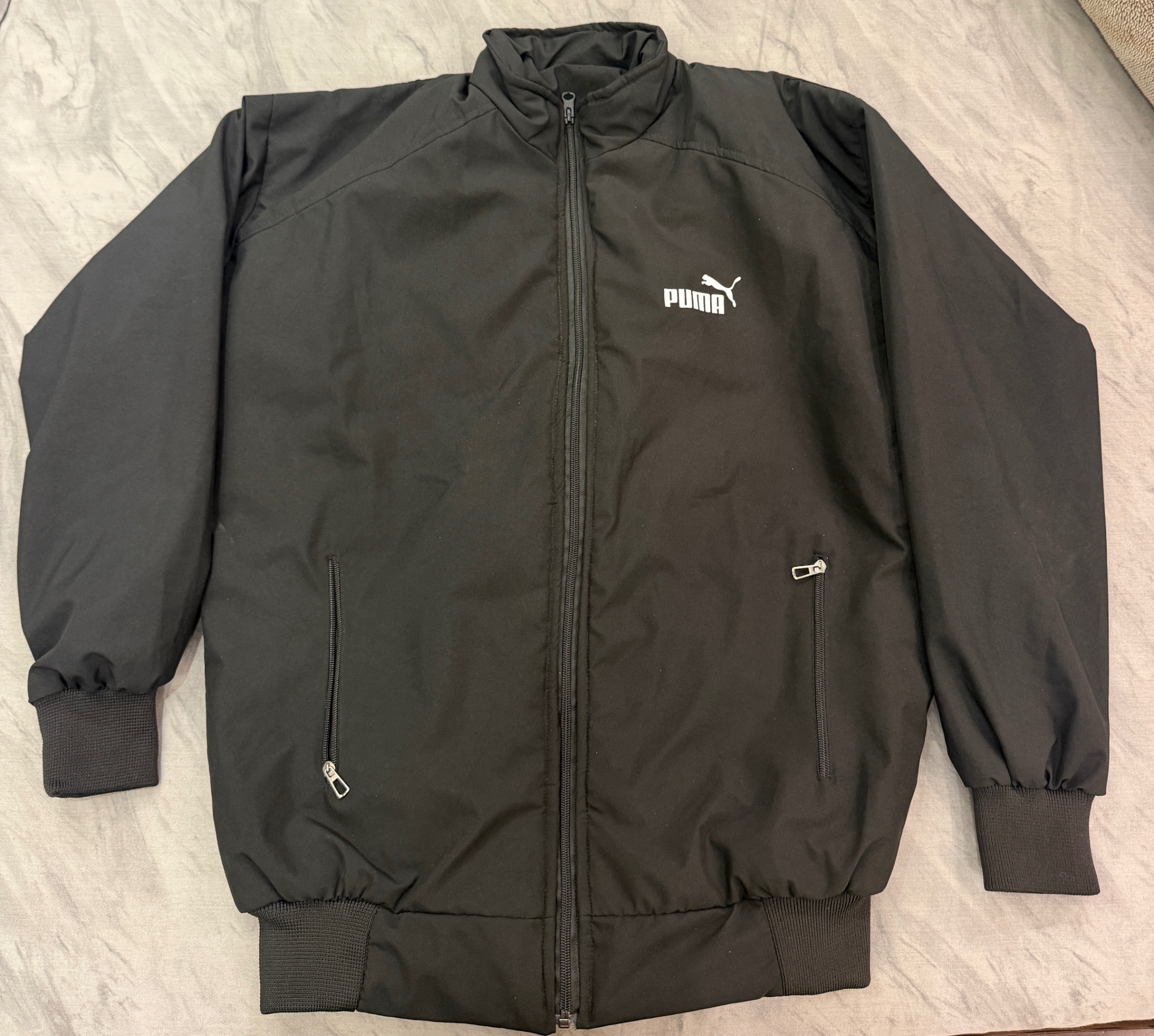 Black jacket — pre-loved Outerwear on Slayyitt