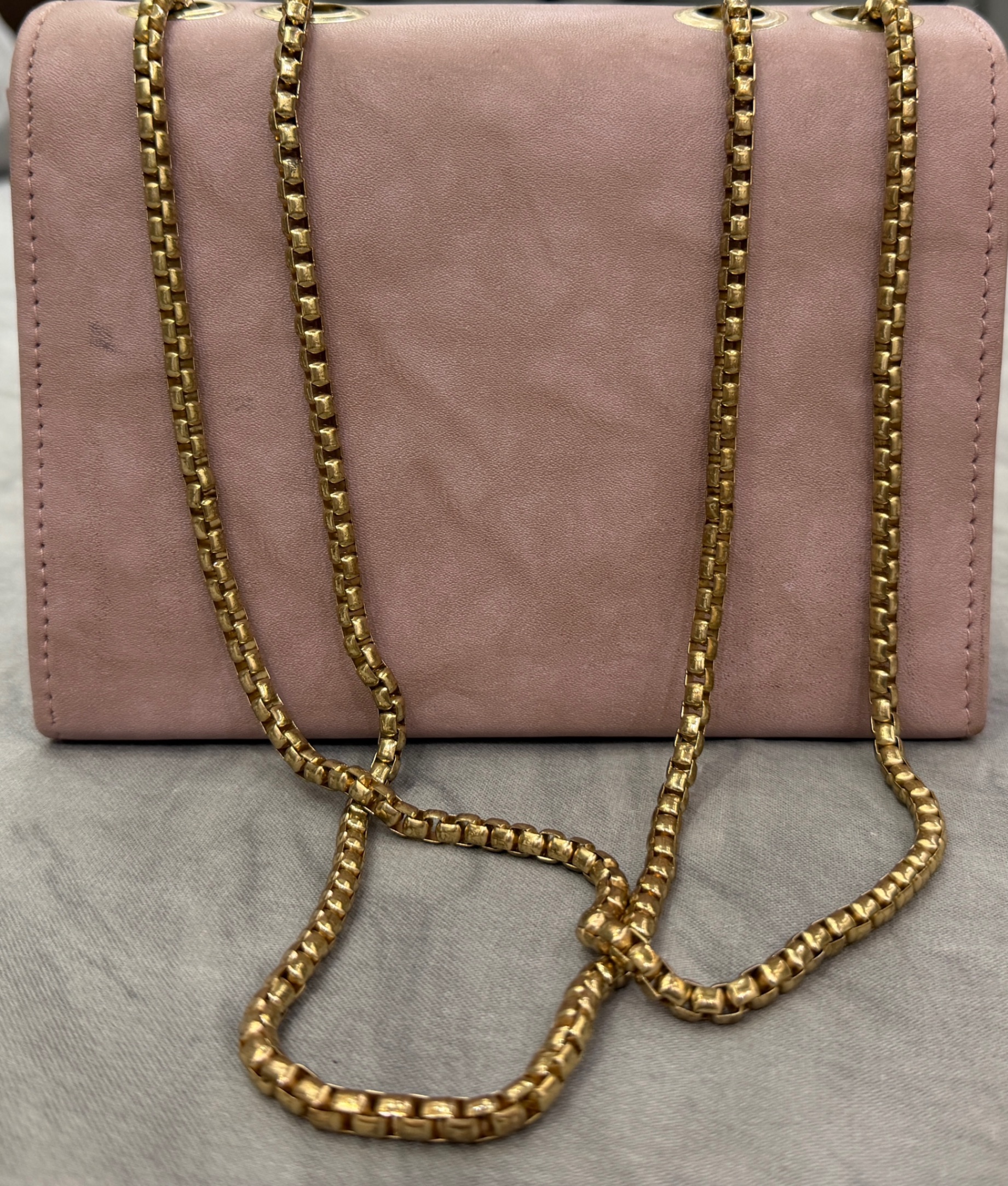 Pink sling bag — pre-loved Accessories on Slayyitt