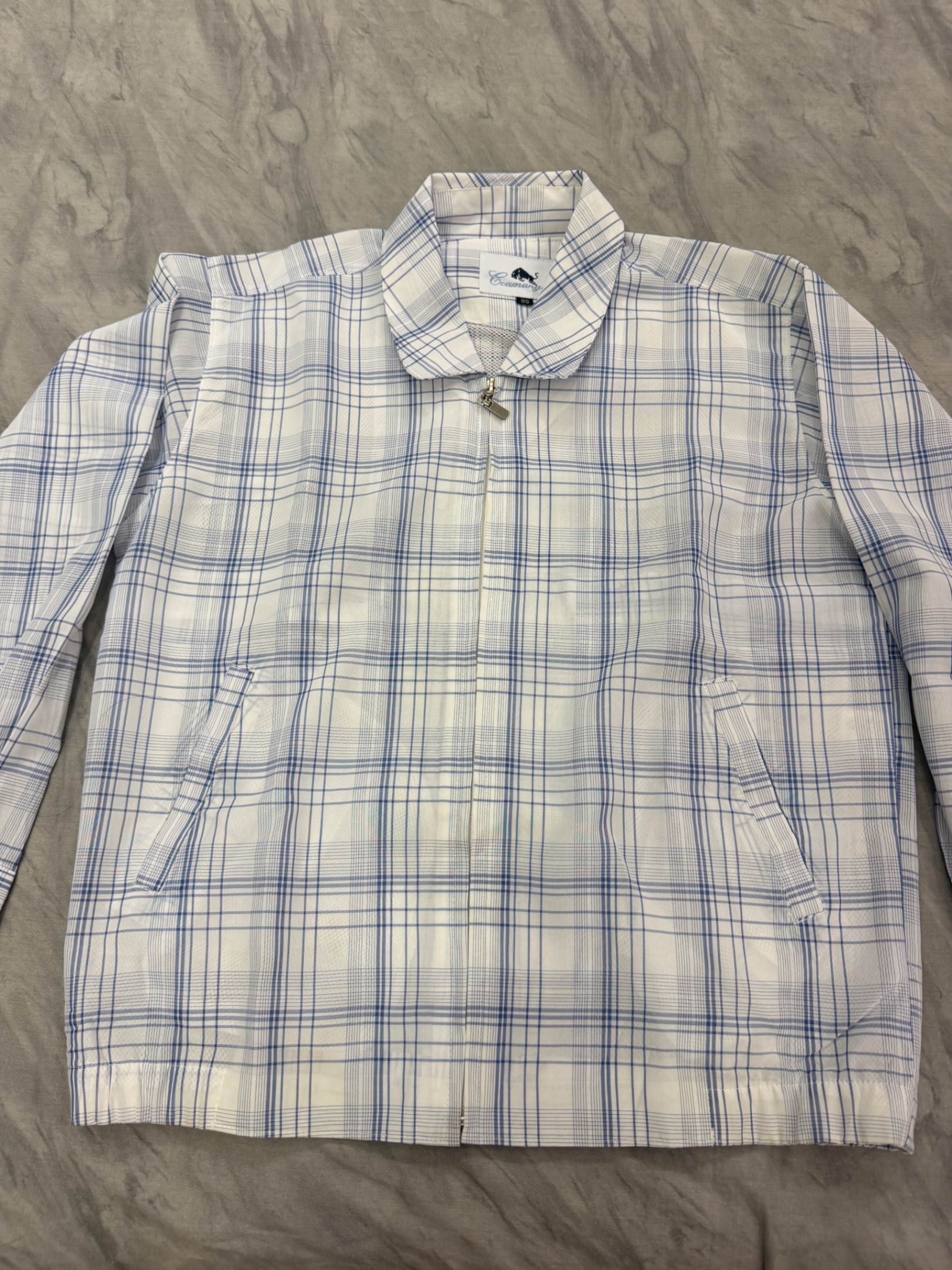 Men windcheater — pre-loved Outerwear on Slayyitt