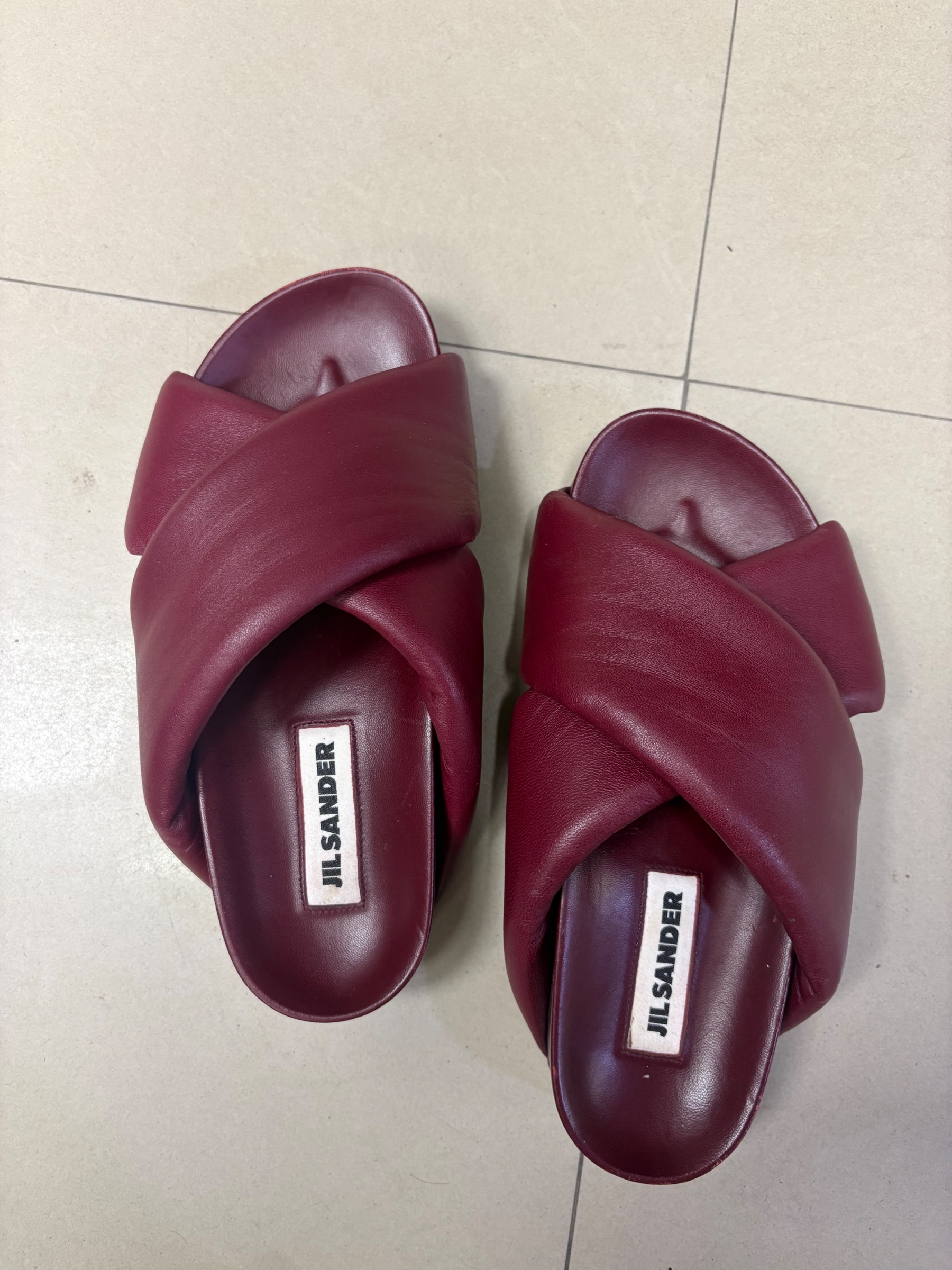 Jil sander slides, made in Italy, high quality leather — pre-loved Footwear on Slayyitt