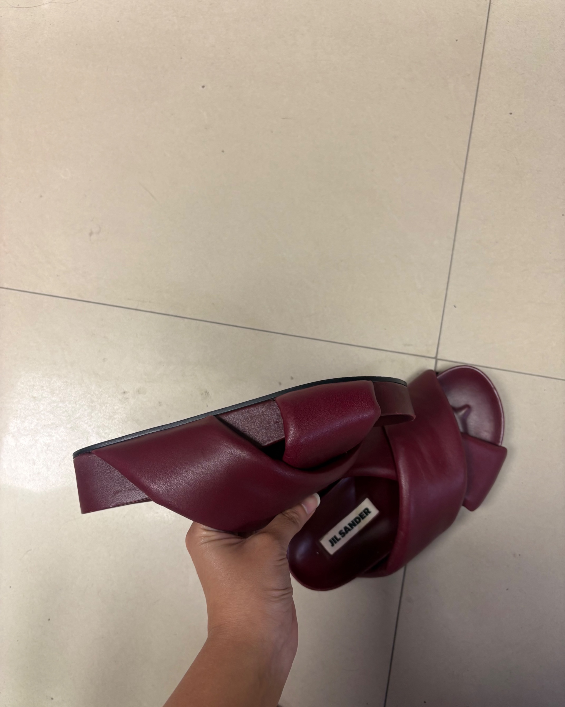 Jil sander slides, made in Italy, high quality leather — pre-loved Footwear on Slayyitt