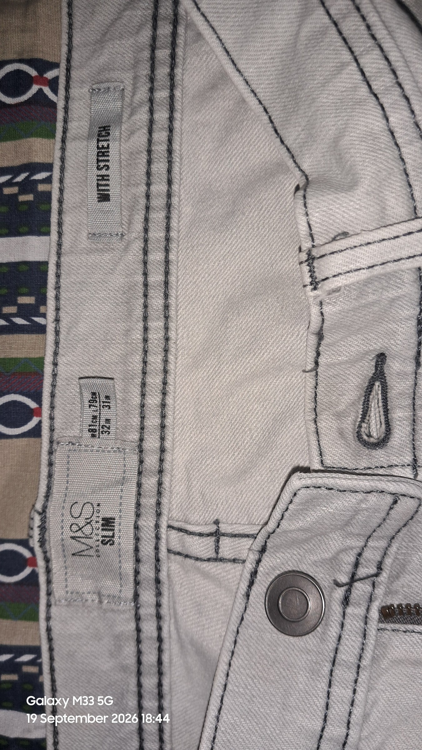 Marks & Spencer Grey washed mens jeans — pre-loved Bottoms on Slayyitt