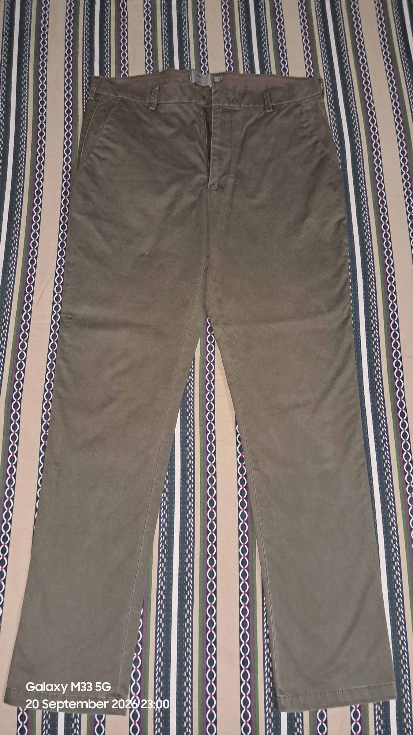 Marks & Spencer Military green chinos — pre-loved Bottoms on Slayyitt