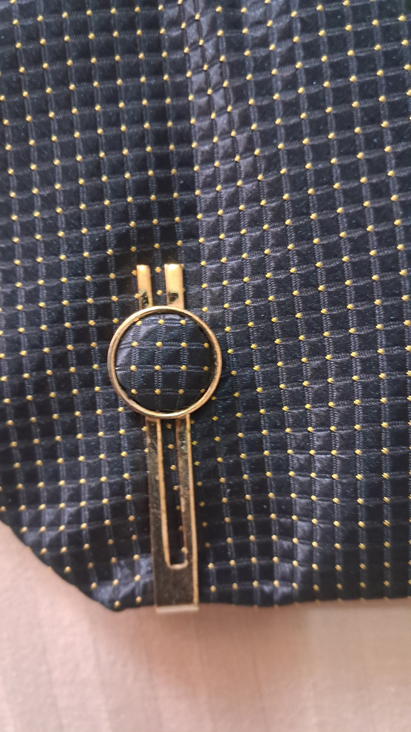 Valentino Ricci cufflinks, Tie and Tie pin — pre-loved Accessories on Slayyitt