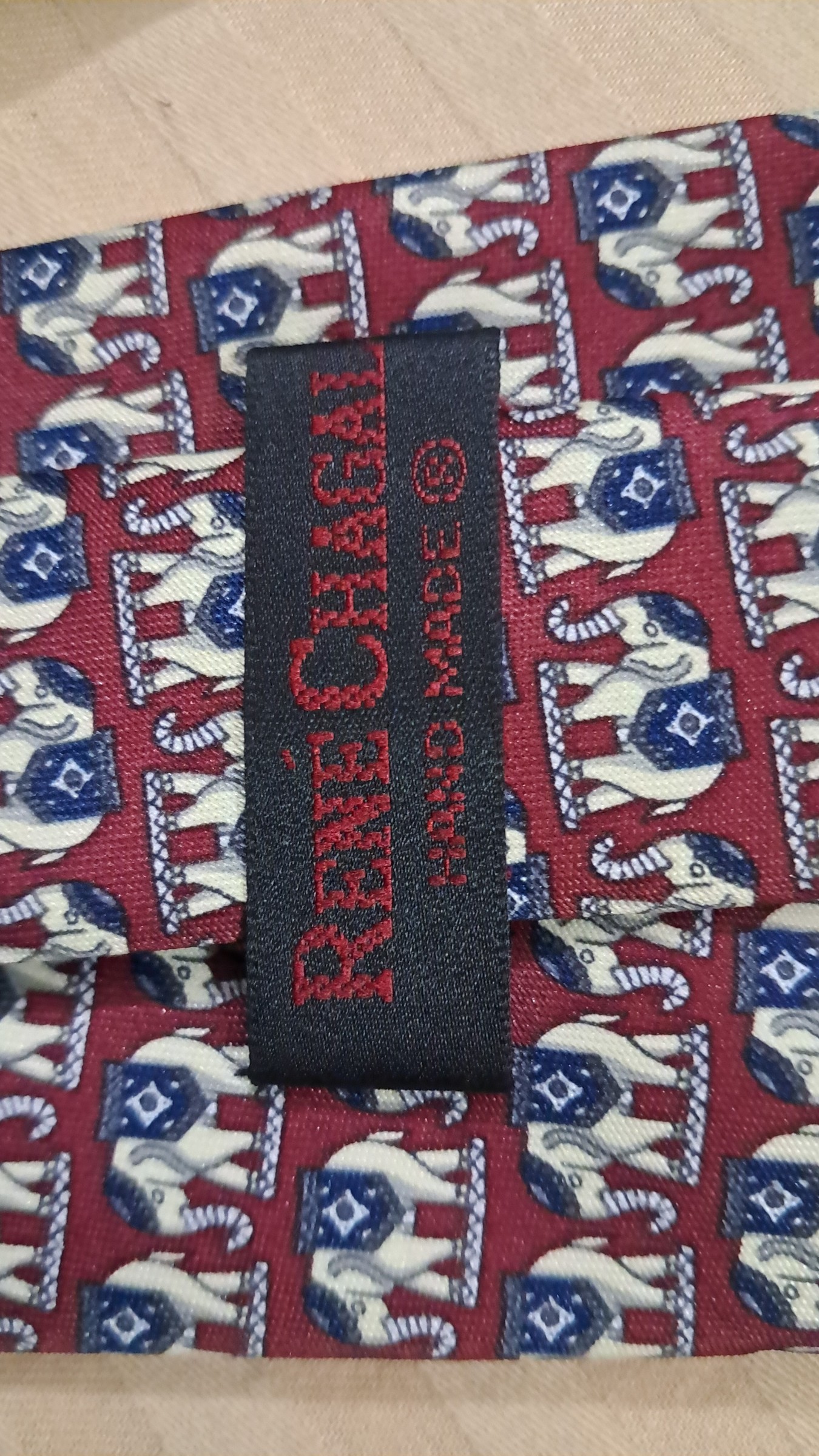 Red and blue elephant print silk tie — pre-loved Accessories on Slayyitt