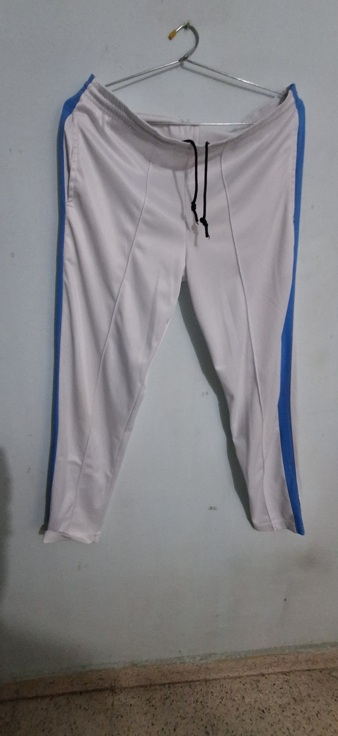 White mens tracks — pre-loved Bottoms on Slayyitt