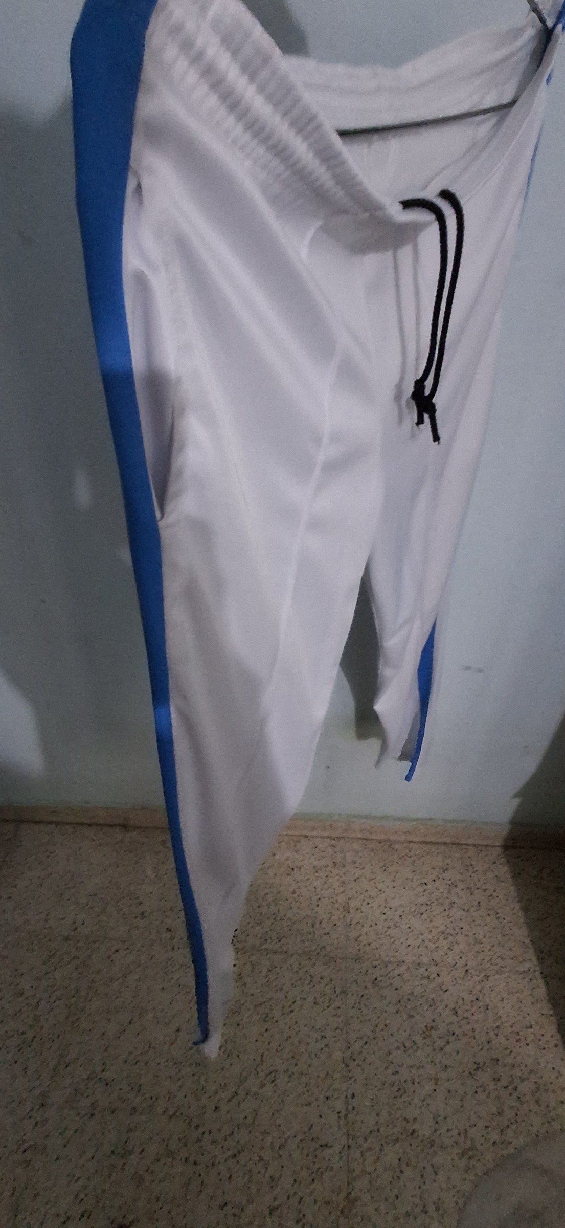 White mens tracks — pre-loved Bottoms on Slayyitt