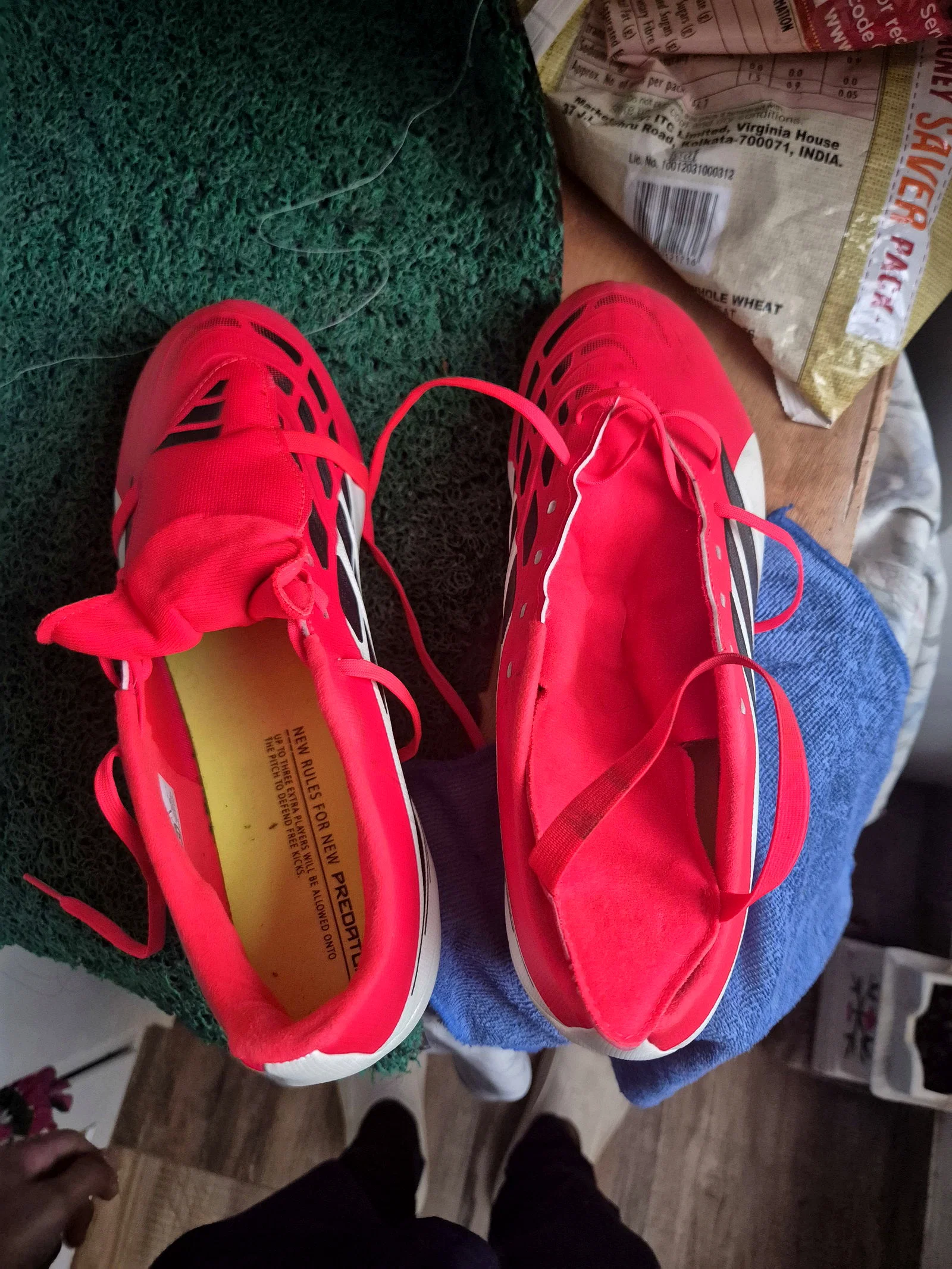 Adidas Predator Club Football Boots — pre-loved Footwear on Slayyitt