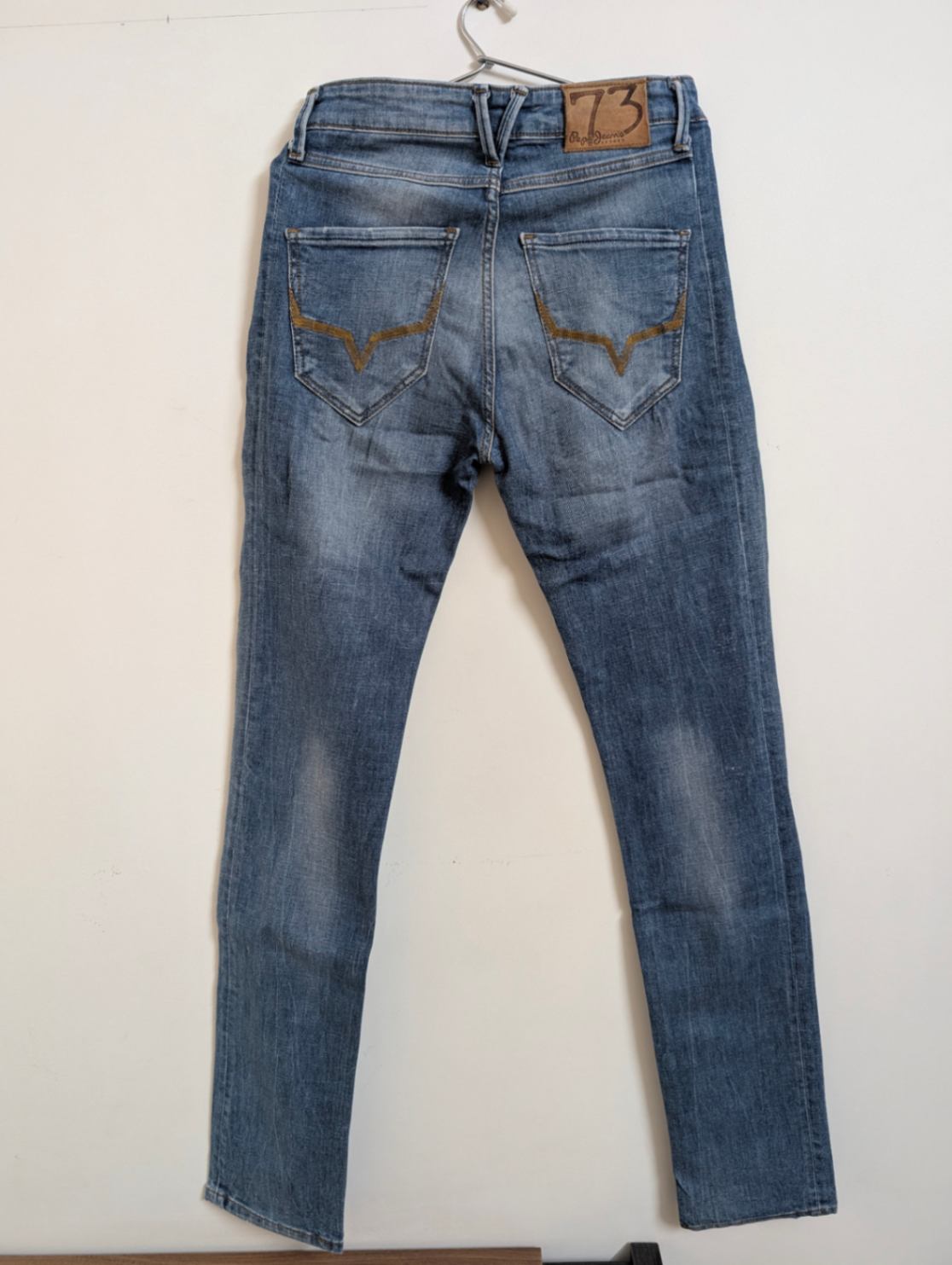 Blue denim jeans, waist 28 — pre-loved Bottoms on Slayyitt