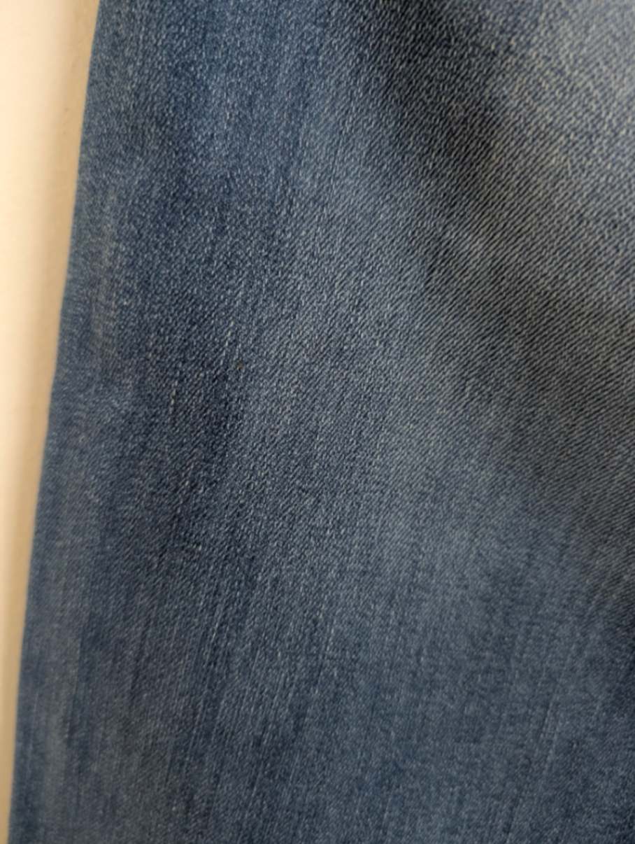 Blue denim jeans — pre-loved Bottoms on Slayyitt