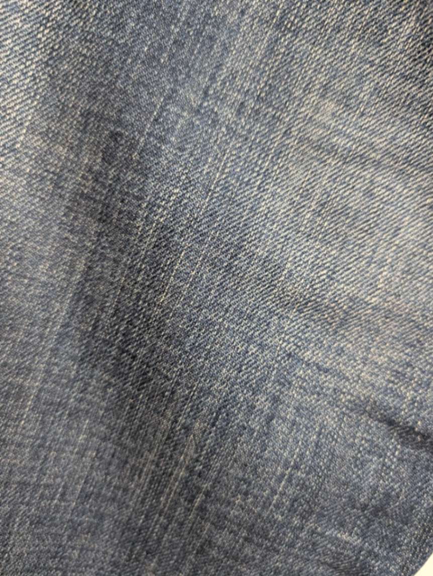 Blue denim jeans — pre-loved Bottoms on Slayyitt