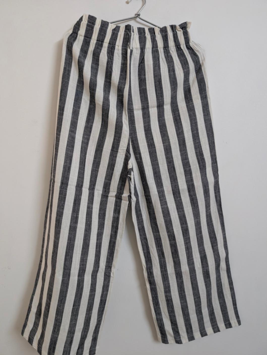 Linen look trouser women — pre-loved Bottoms on Slayyitt