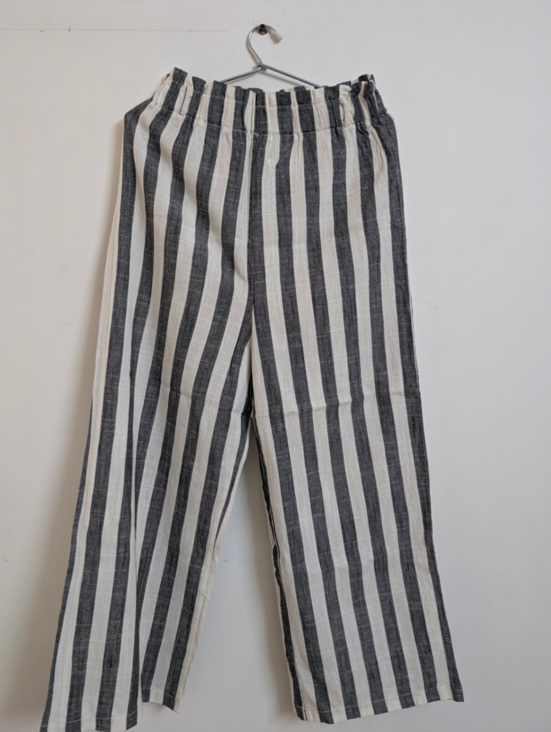 Linen look trouser women — pre-loved Bottoms on Slayyitt