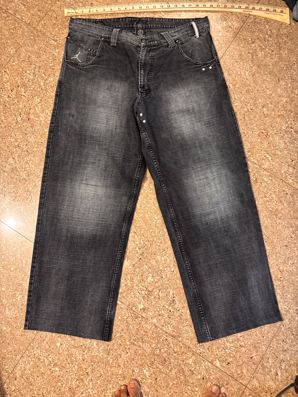 Nike Jordan pant — pre-loved Bottoms on Slayyitt