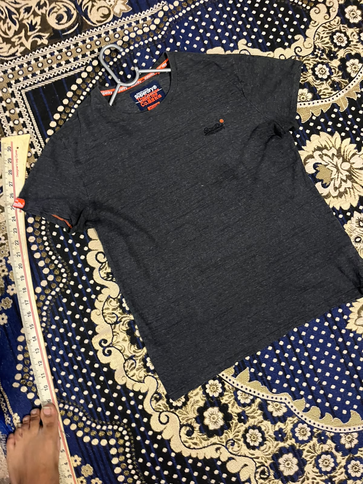 Super dry T-shirt — pre-loved Tops on Slayyitt