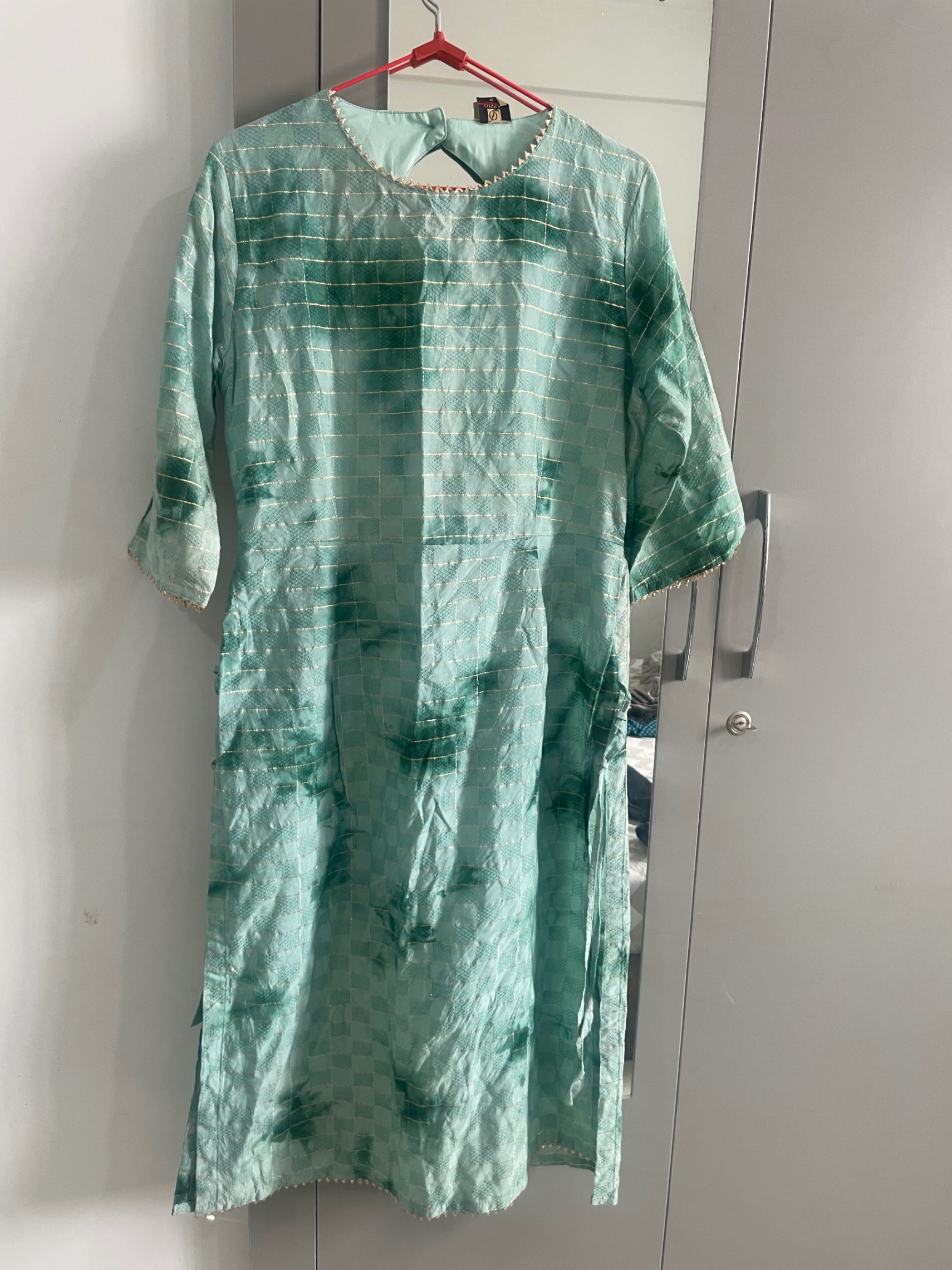 Green dyed kurta with pant — pre-loved Ethnic Wear on Slayyitt