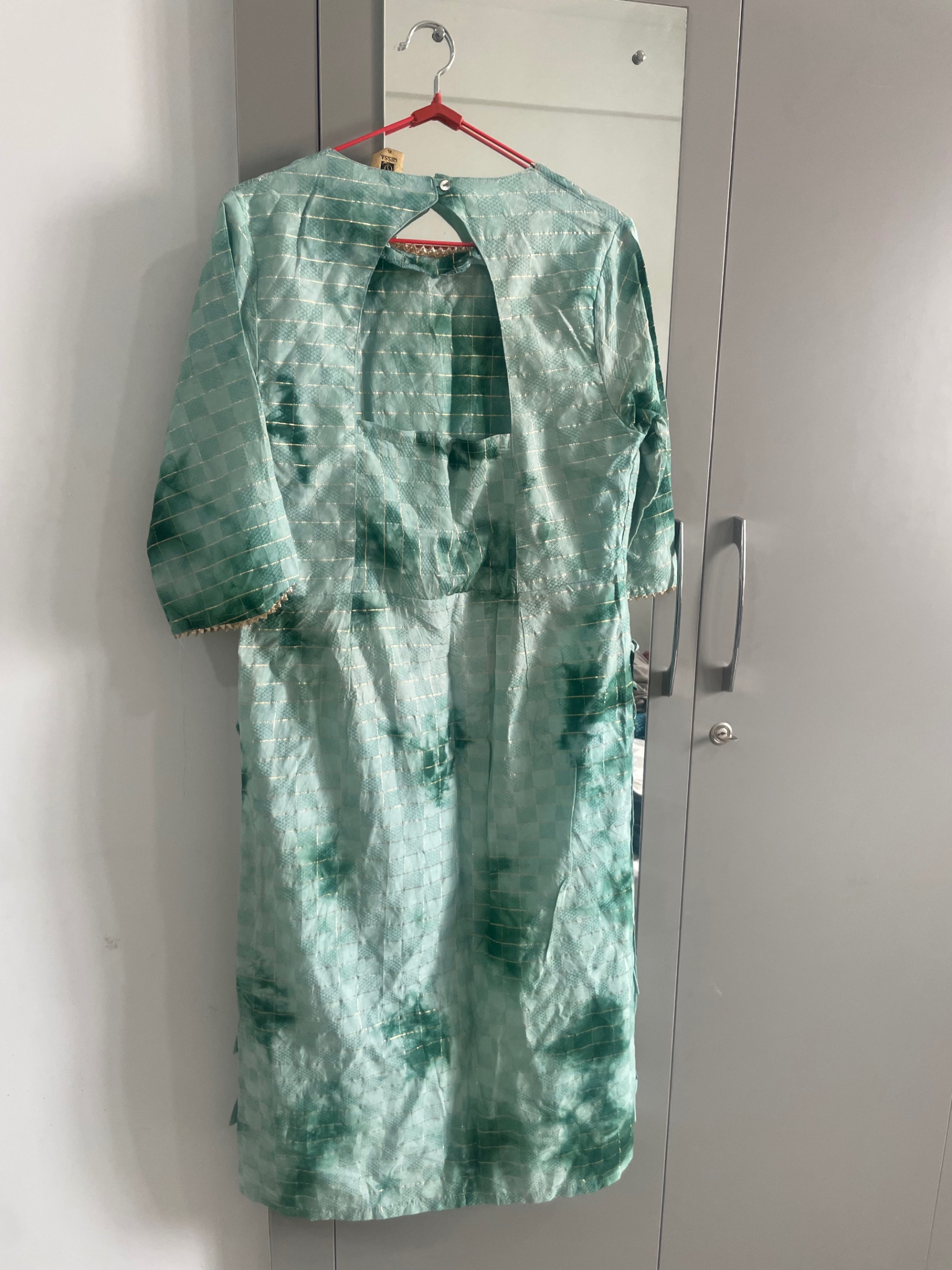 Green dyed kurta with pant — pre-loved Ethnic Wear on Slayyitt