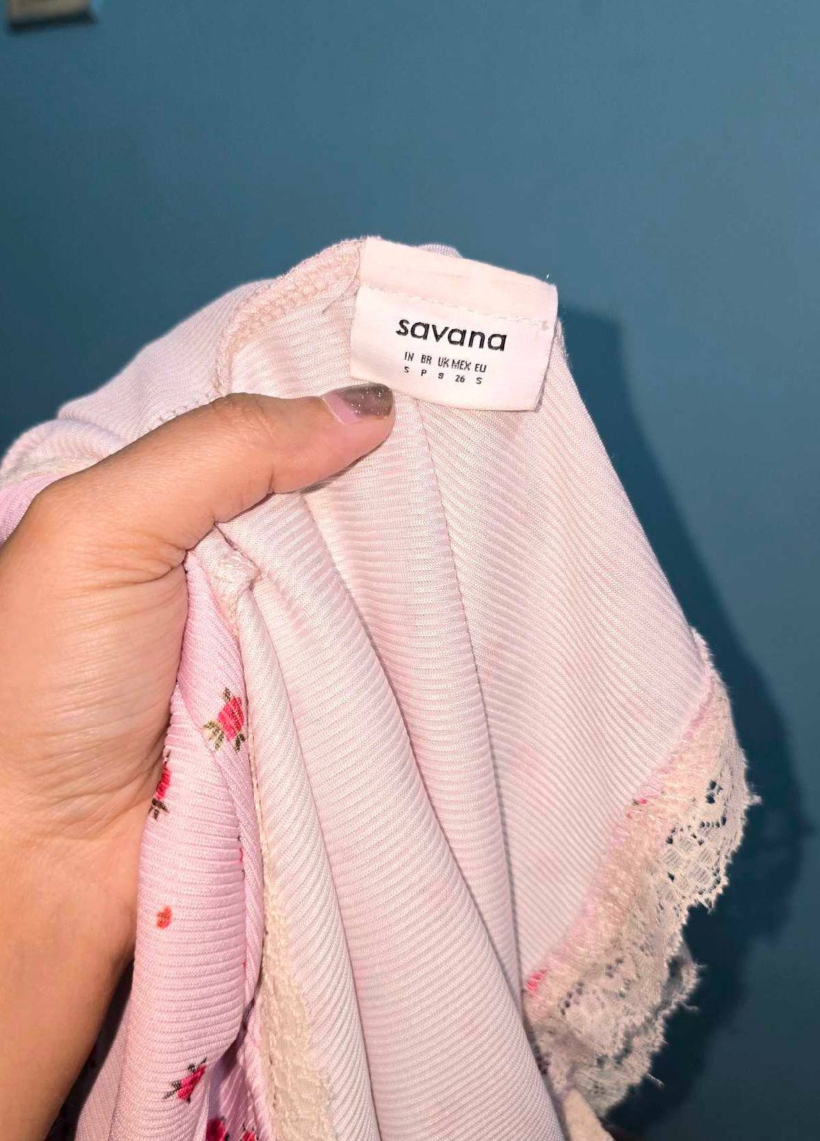 Pink Floral Button Up Top — pre-loved Tops on Slayyitt