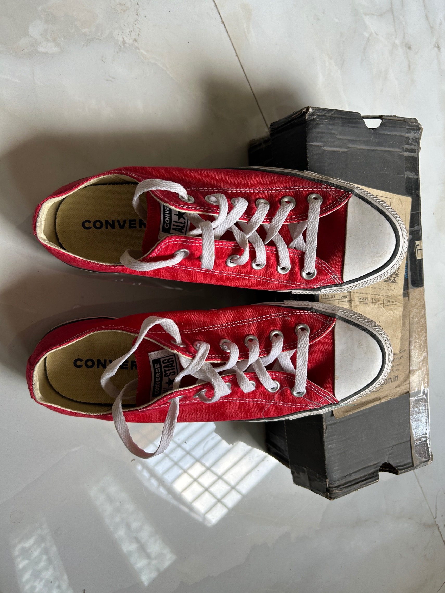 Converse All star low rise shoe(Red) — pre-loved Footwear on Slayyitt